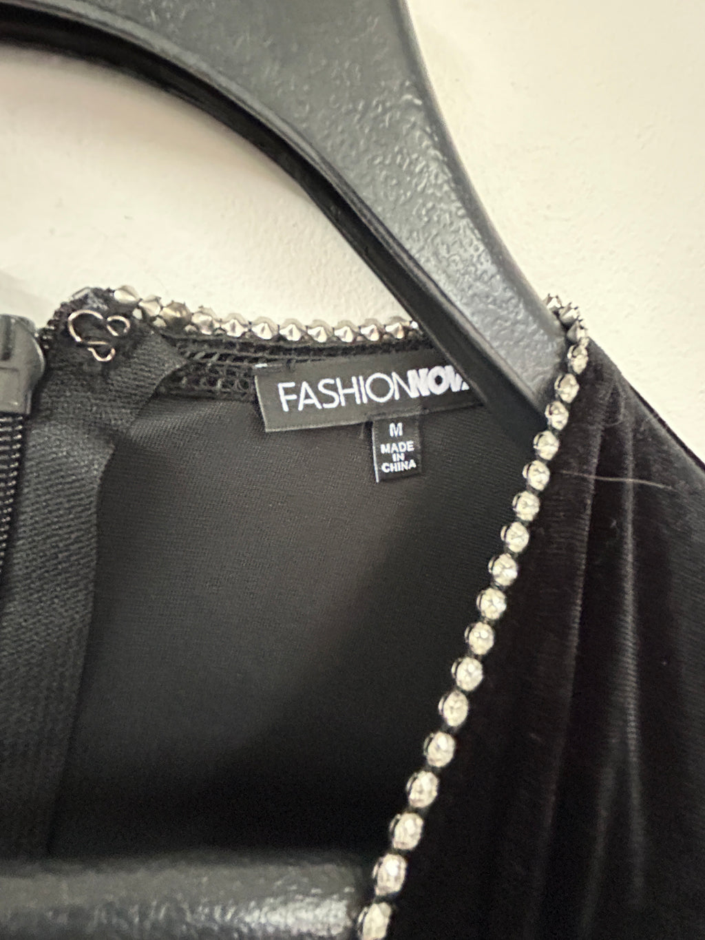 Combinaison élégante à manches longues