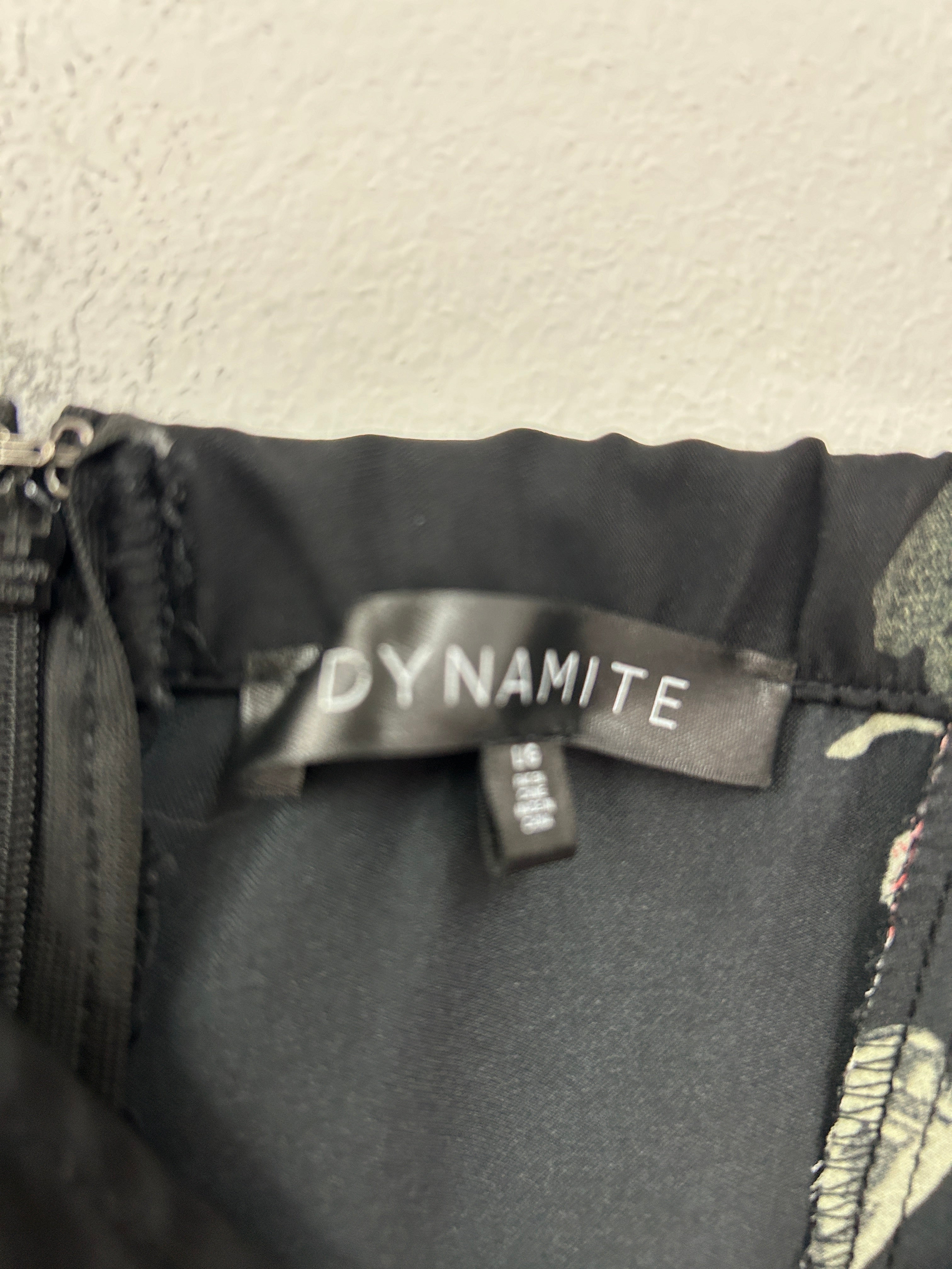 Robe portefeuille fleurie à bretelles – Dynamite