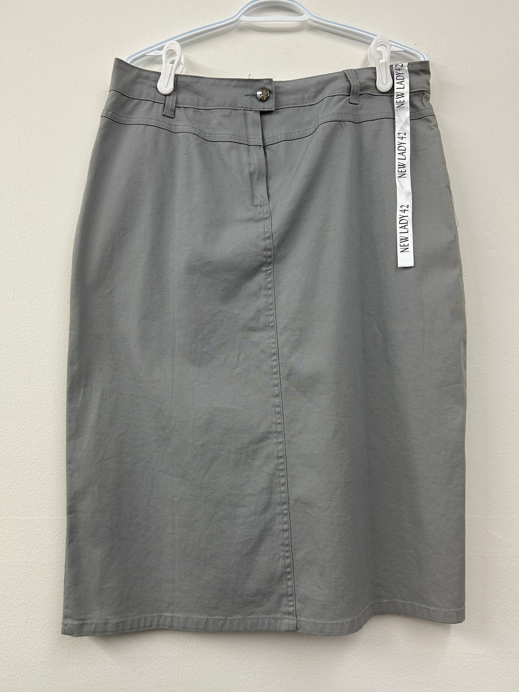 Jupe droite grise – New Lady