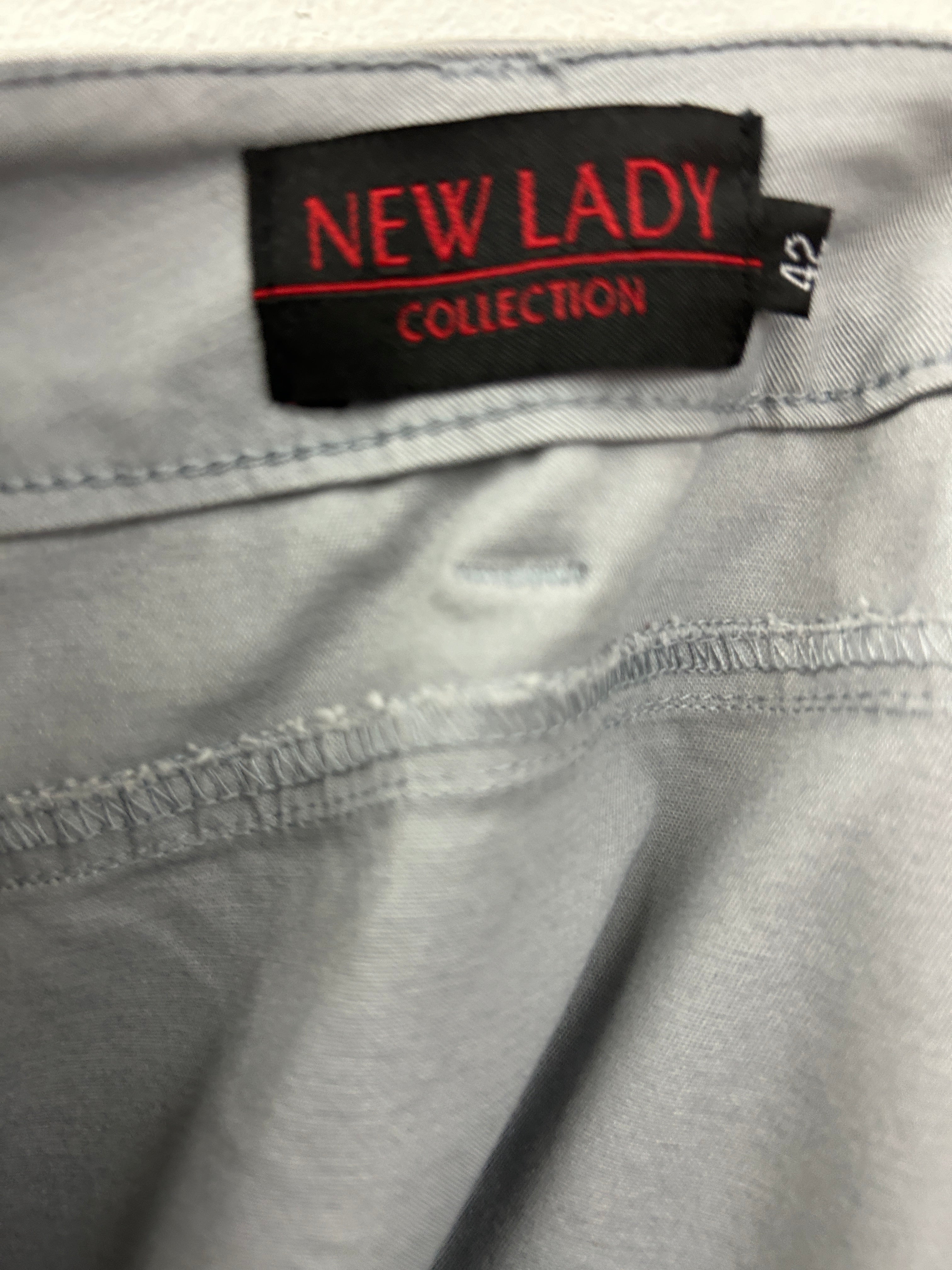 Jupe droite grise – New Lady