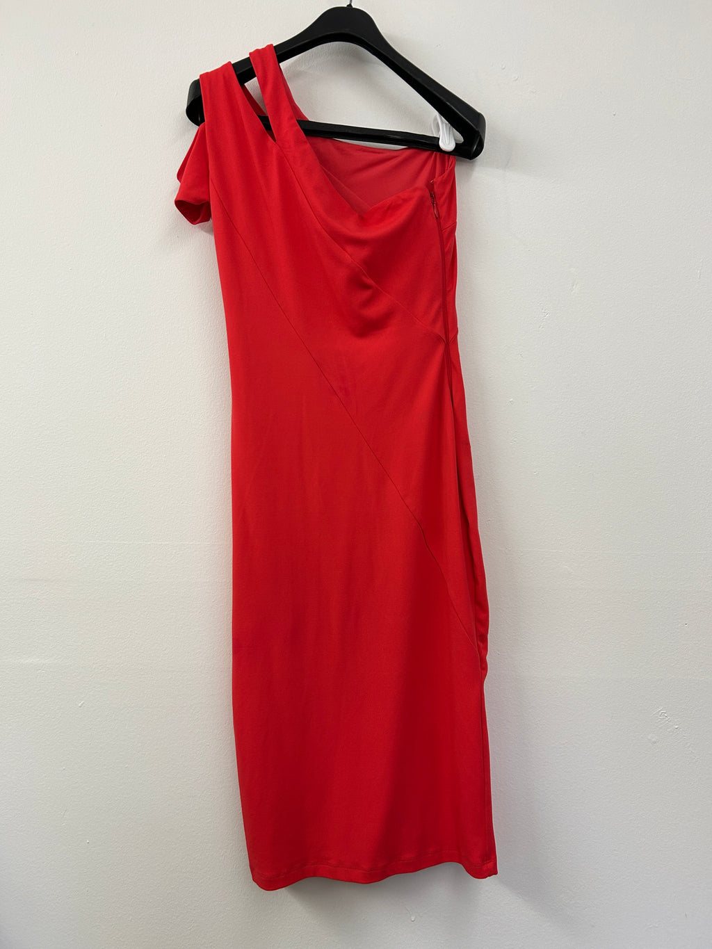 Robe rouge asymétrique – BEBE