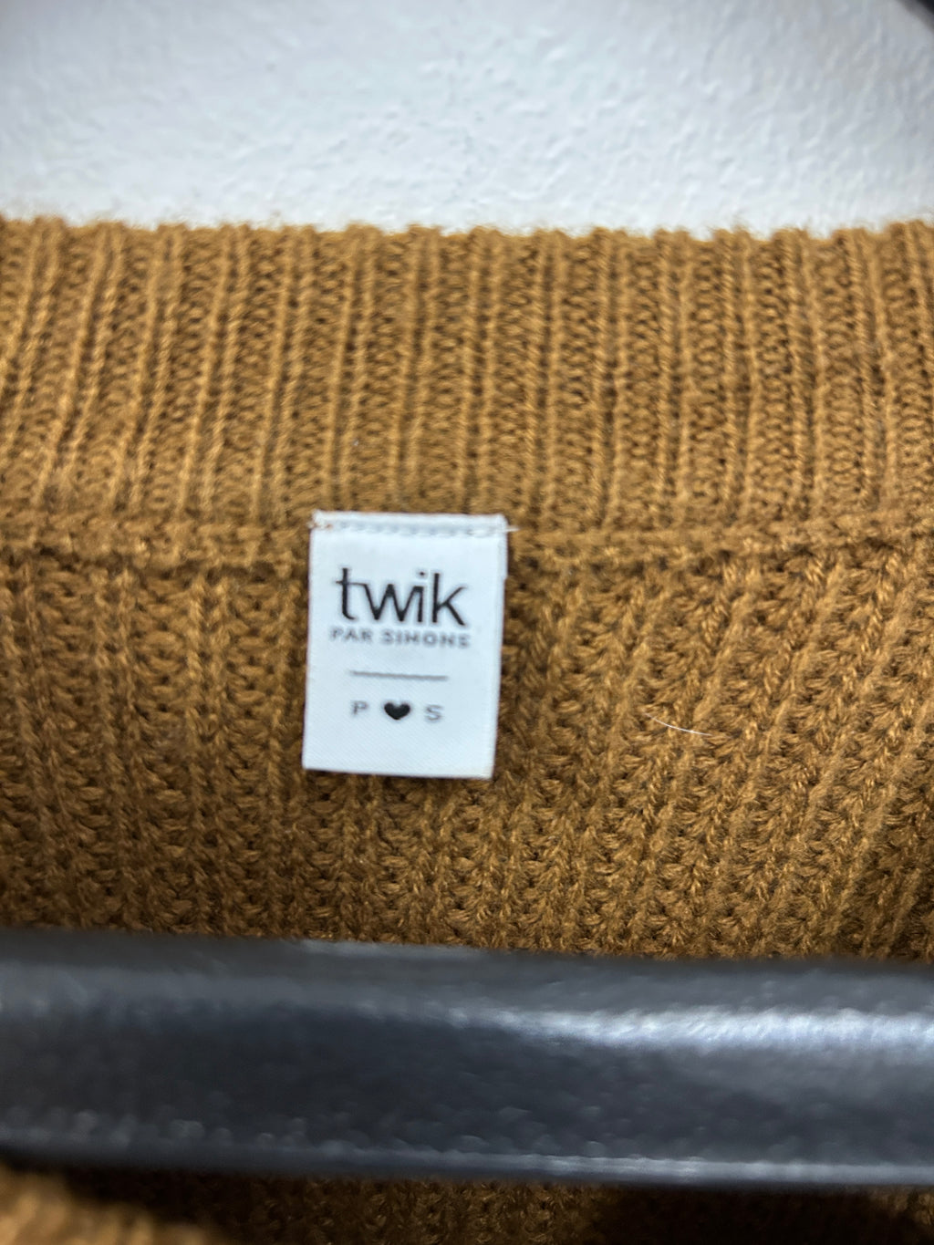 Chandail tricoté brun caramel – Twik