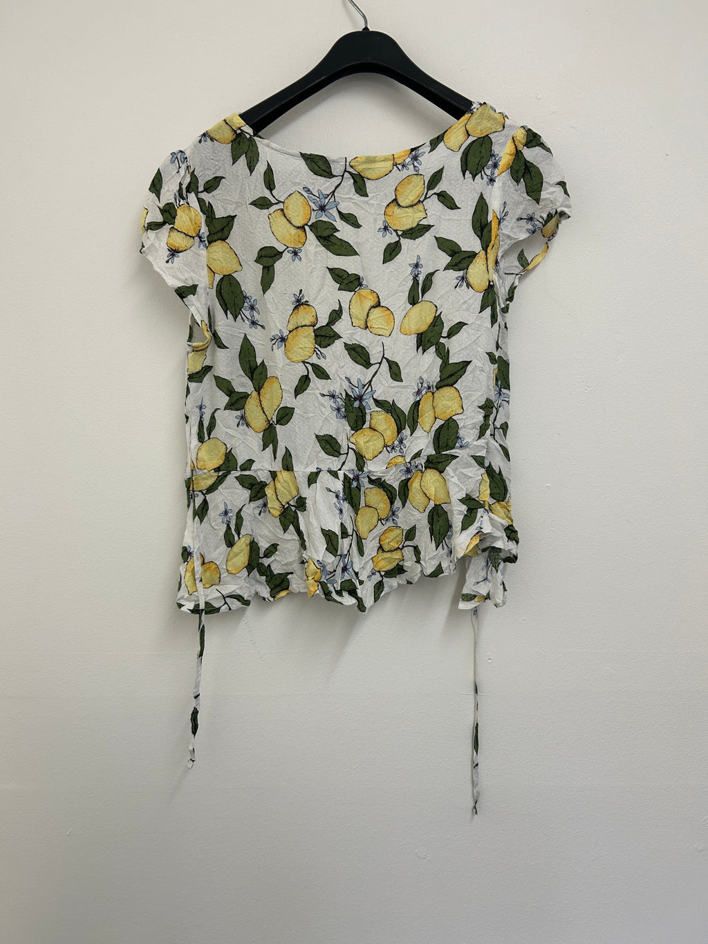 Haut à motif citron