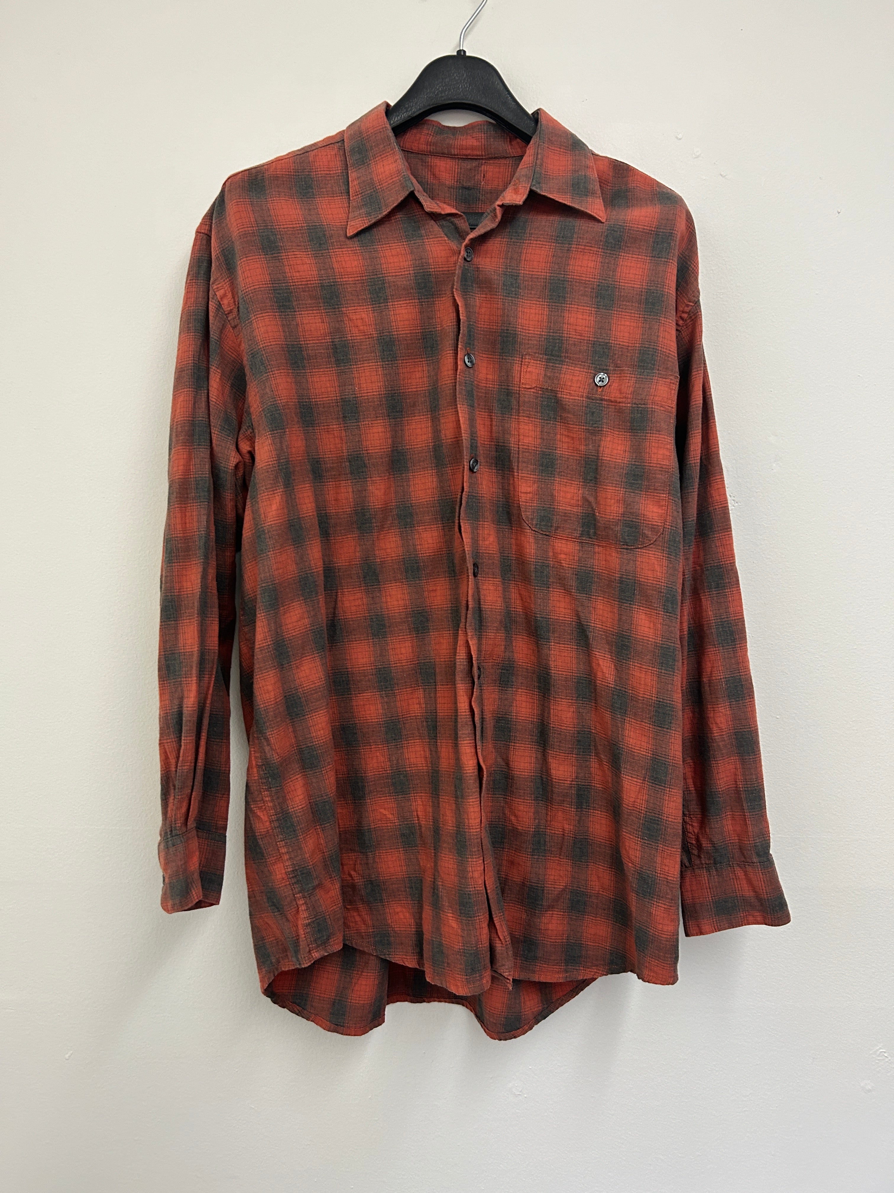 chemise-a-carreaux-organge-et-noire