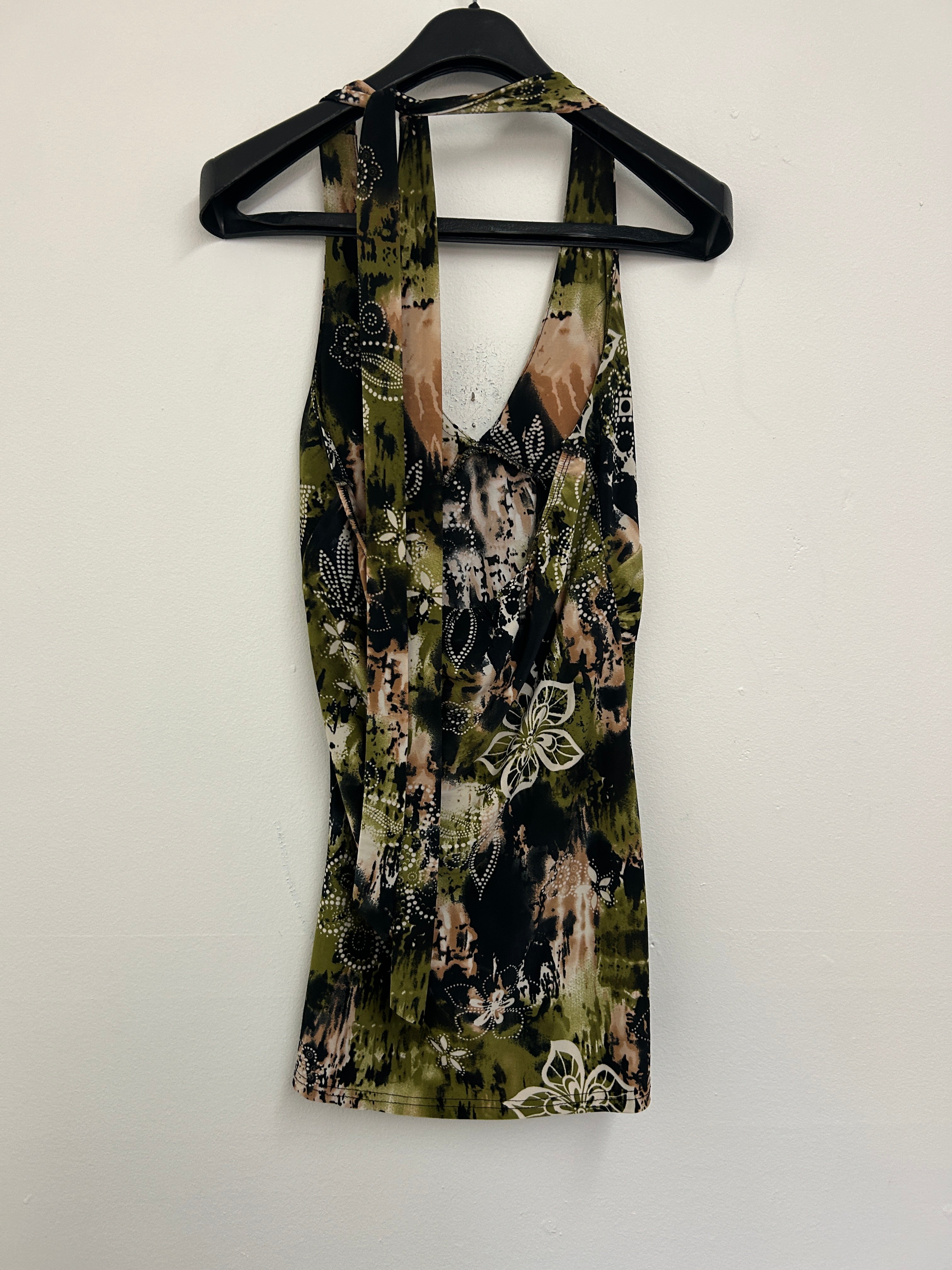 Haut imprimé vert et noir — GUILTY