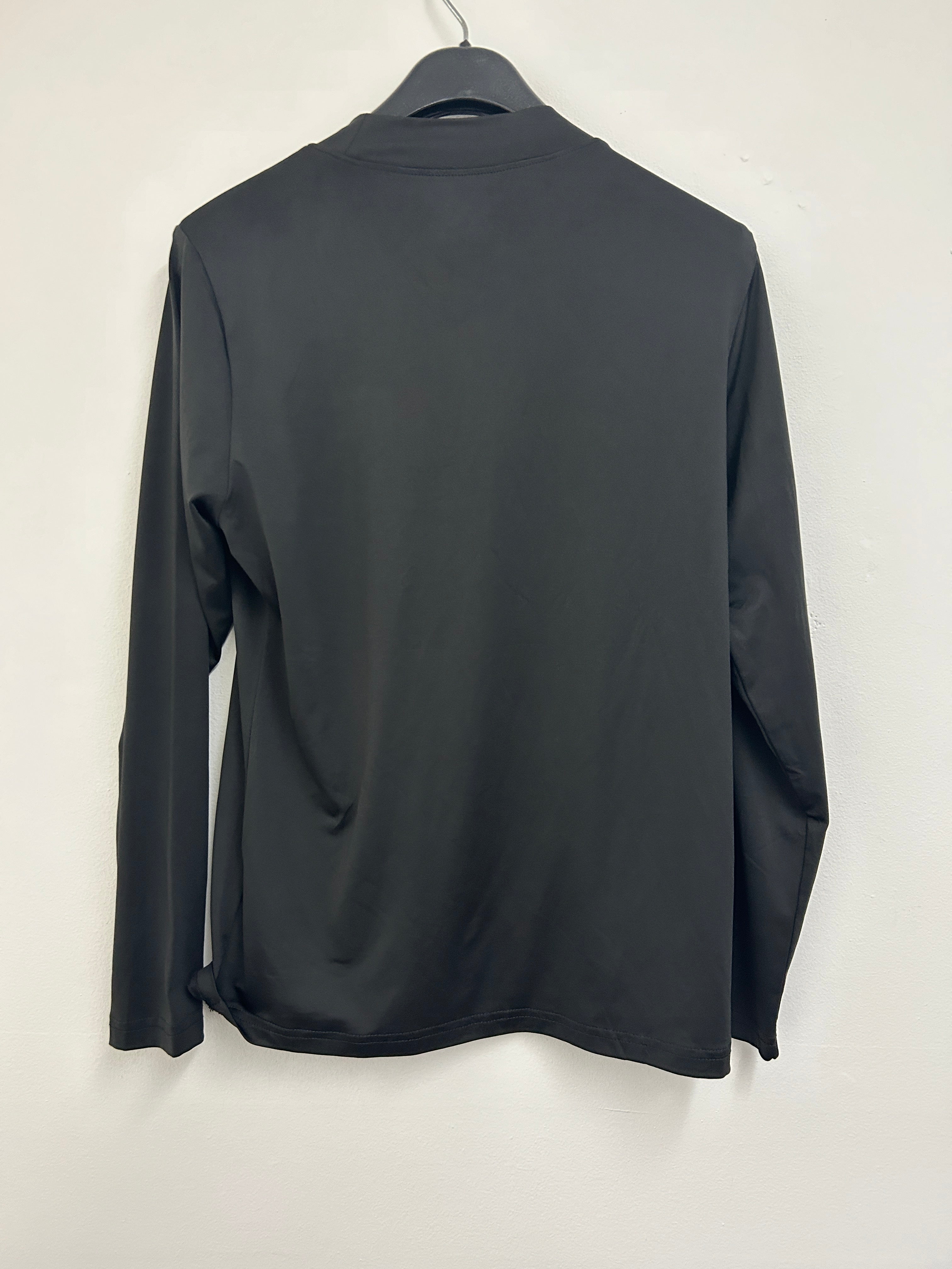 chandail-noir-elastic-stretch