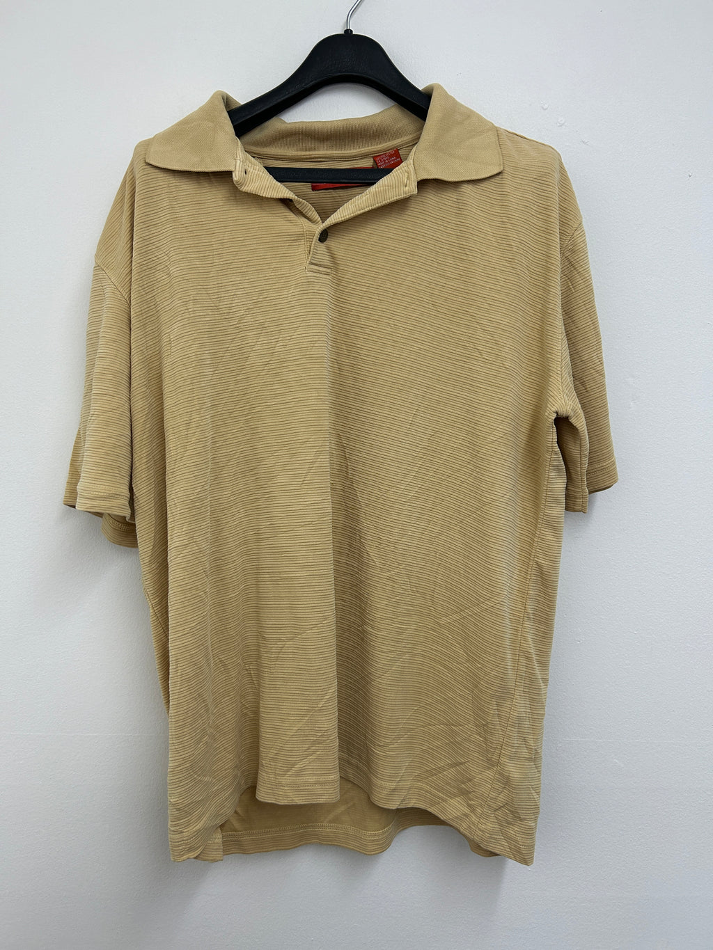 polo-jaune-moutard-texture-orvieto