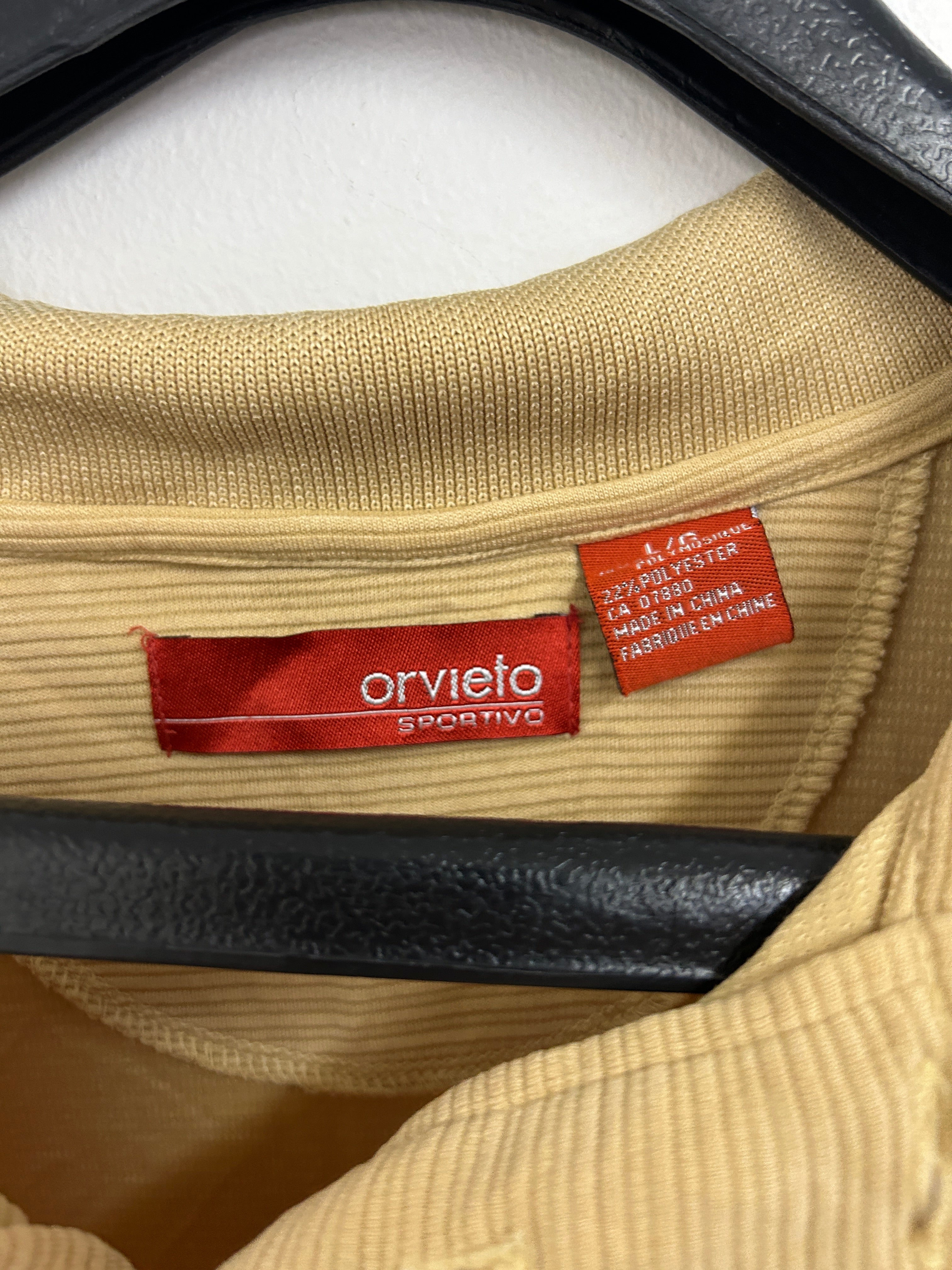 polo-jaune-moutard-texture-orvieto