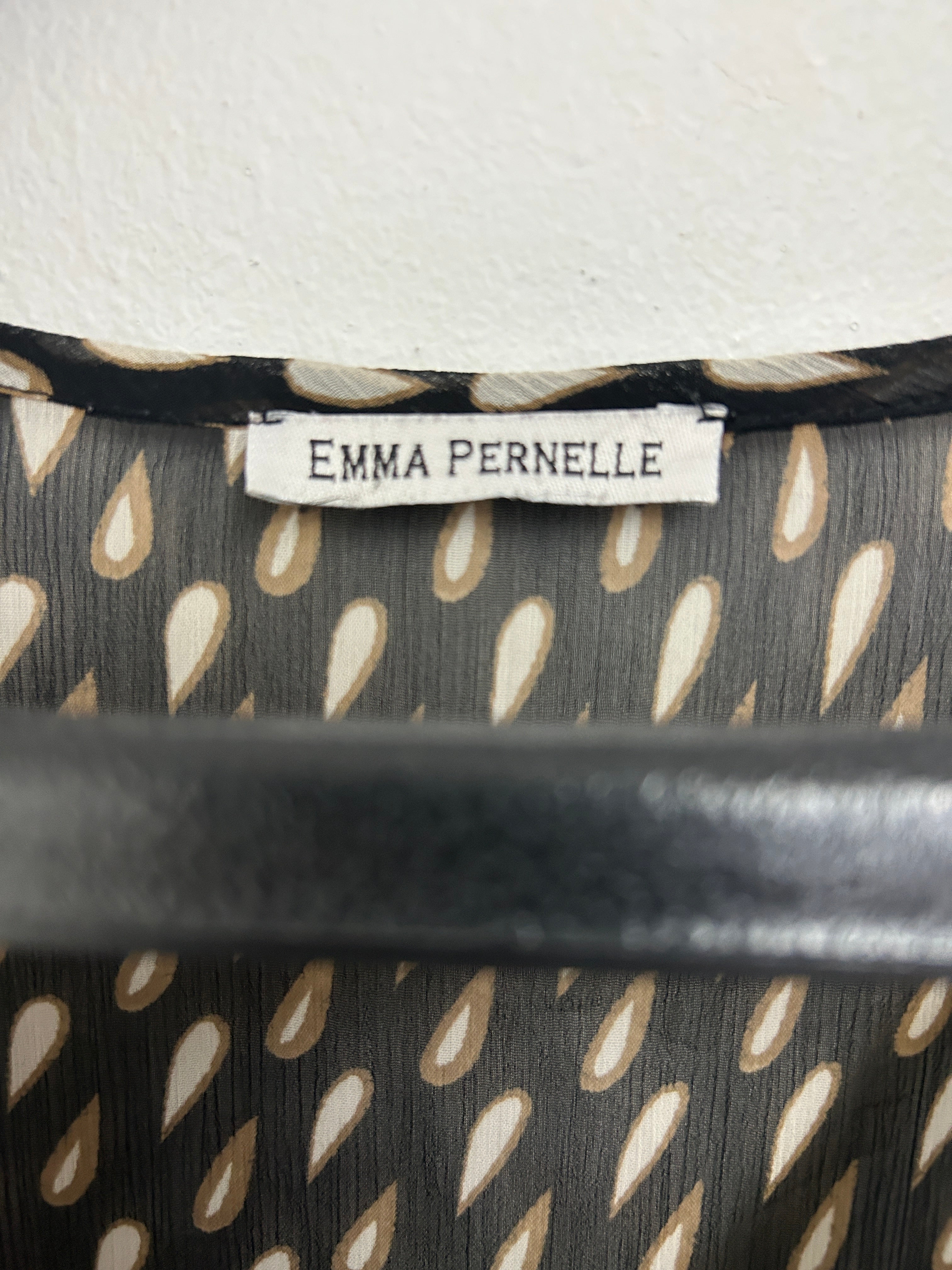 Blouse noire transparente à motifs beiges — Emma Pernelle