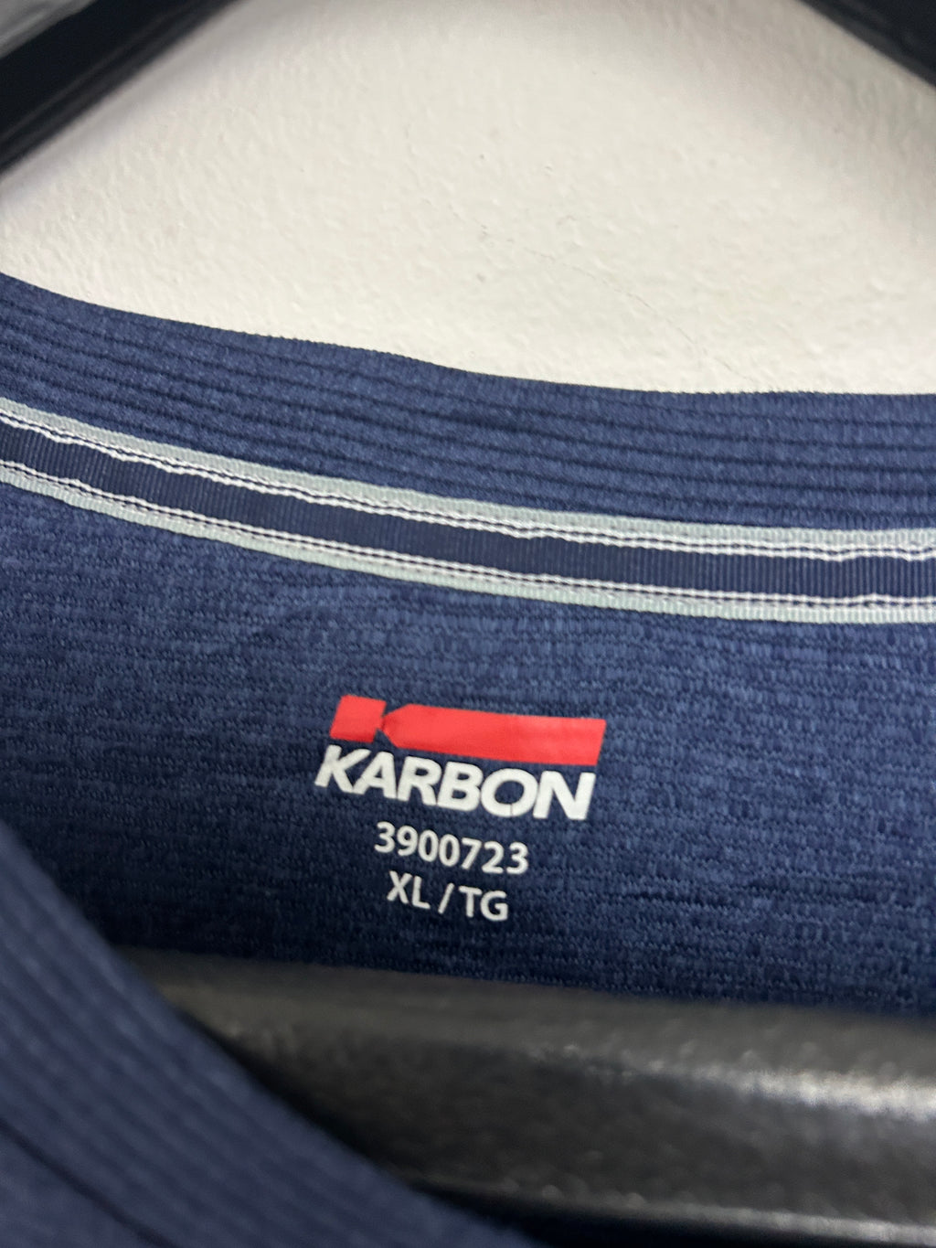 T-shirt bleu uni — KARBON