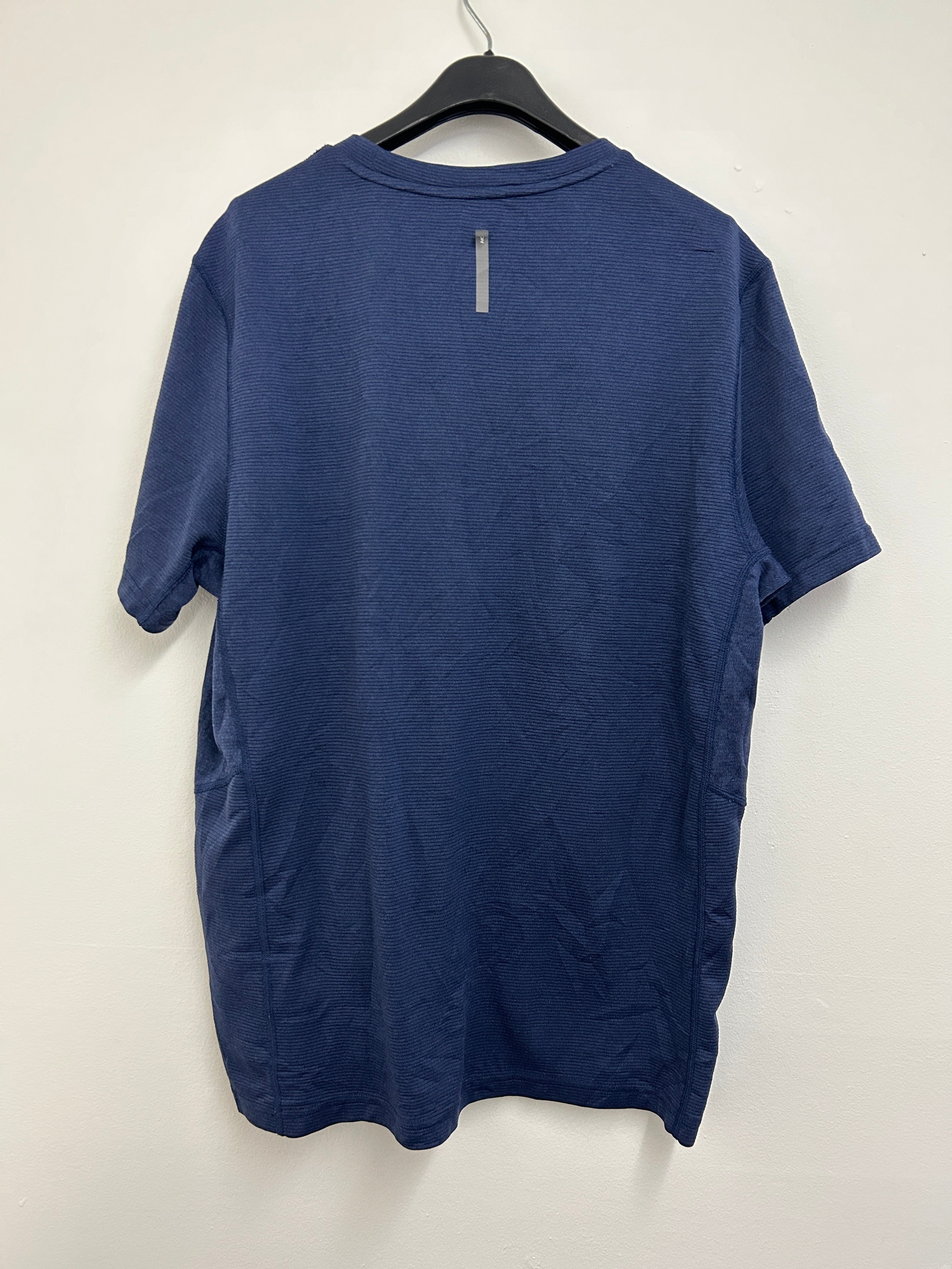 T-shirt bleu uni — KARBON