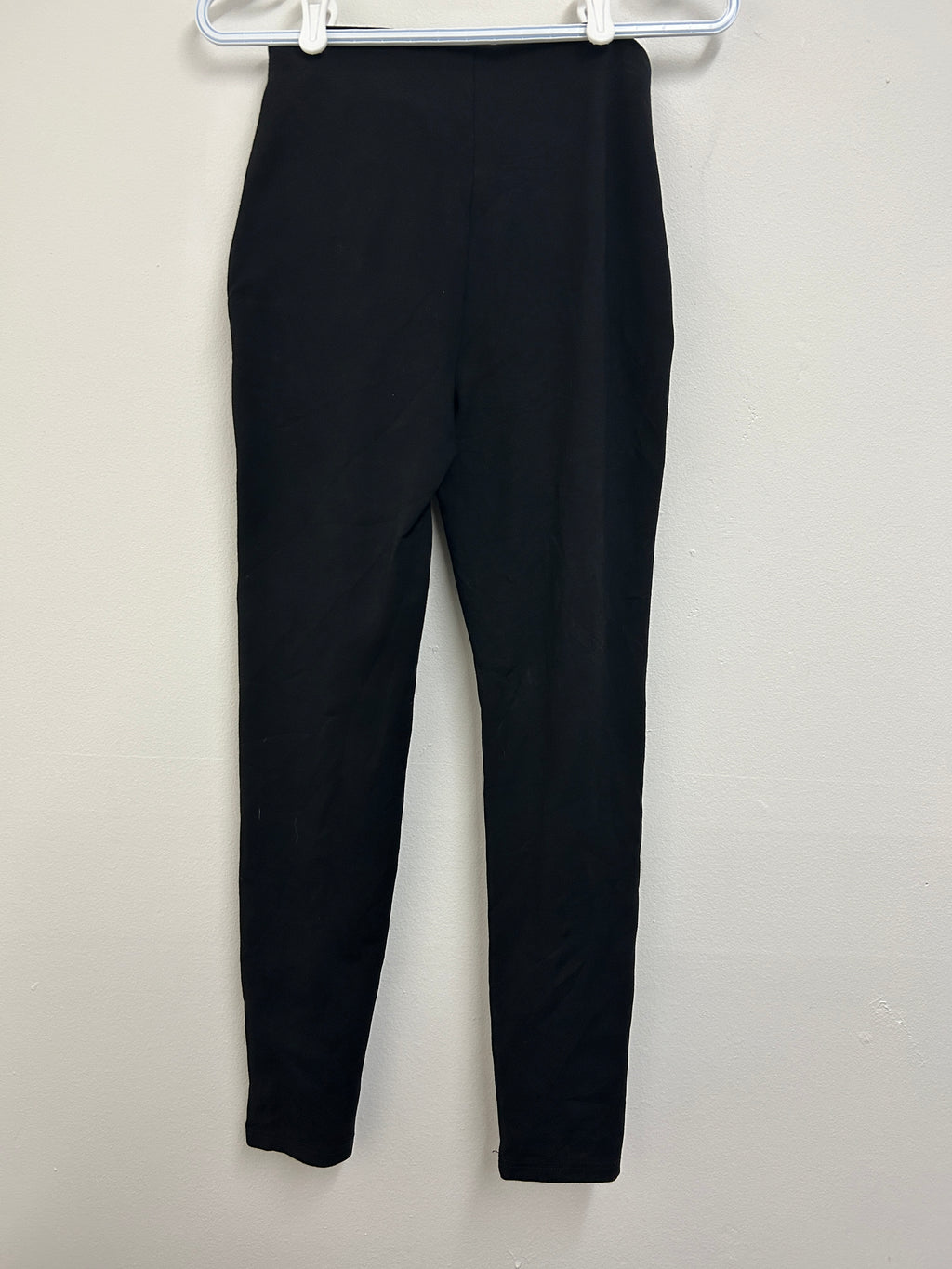 Legging noir avec détails zippés