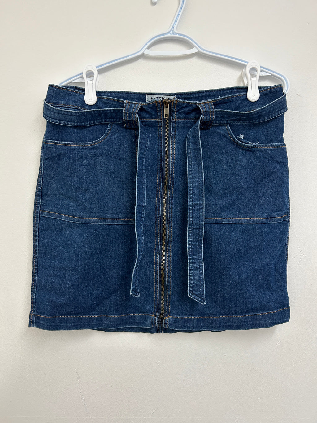 Jupe en denim avec ceinture et fermeture éclair