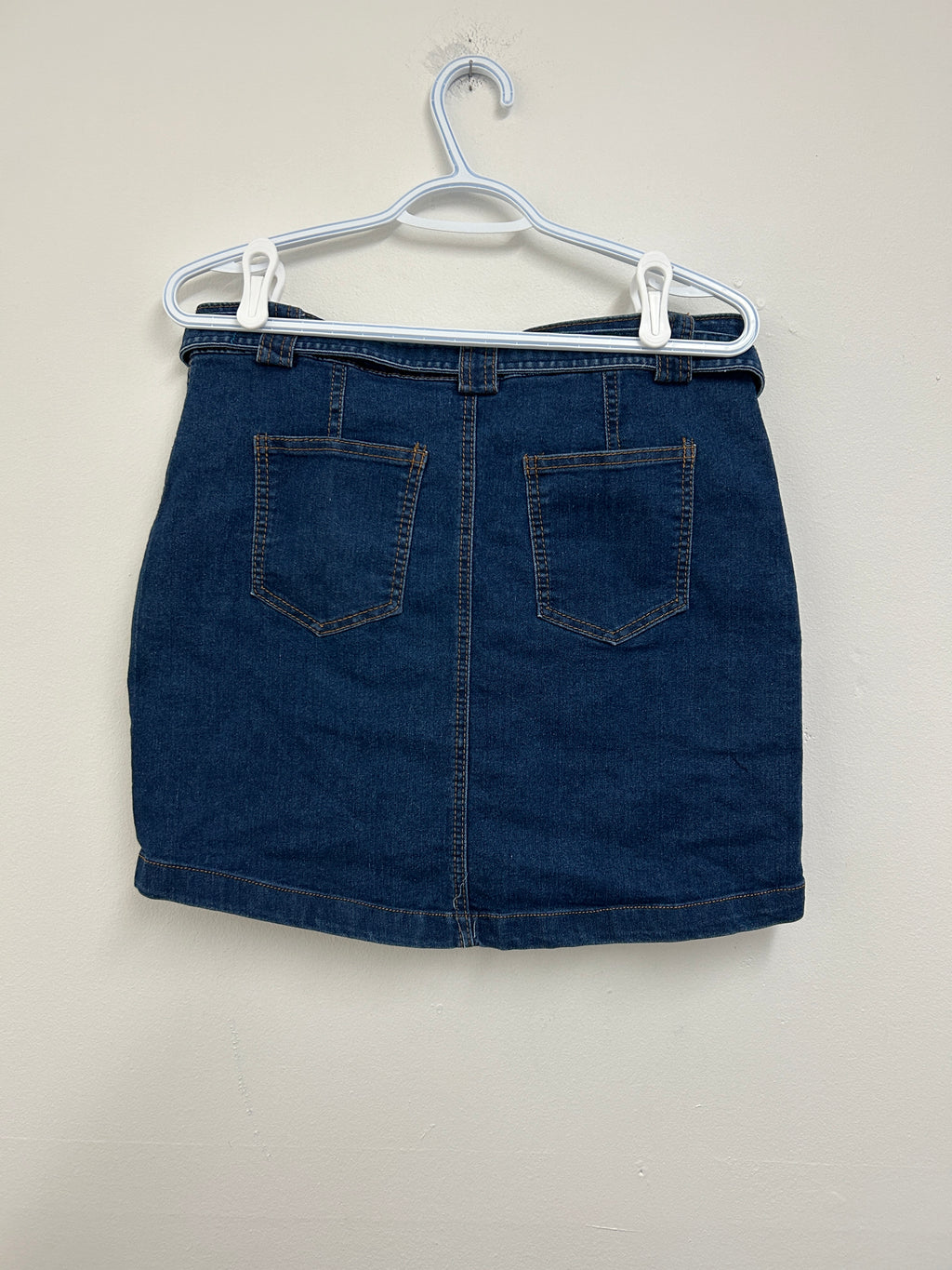 Jupe en denim avec ceinture et fermeture éclair