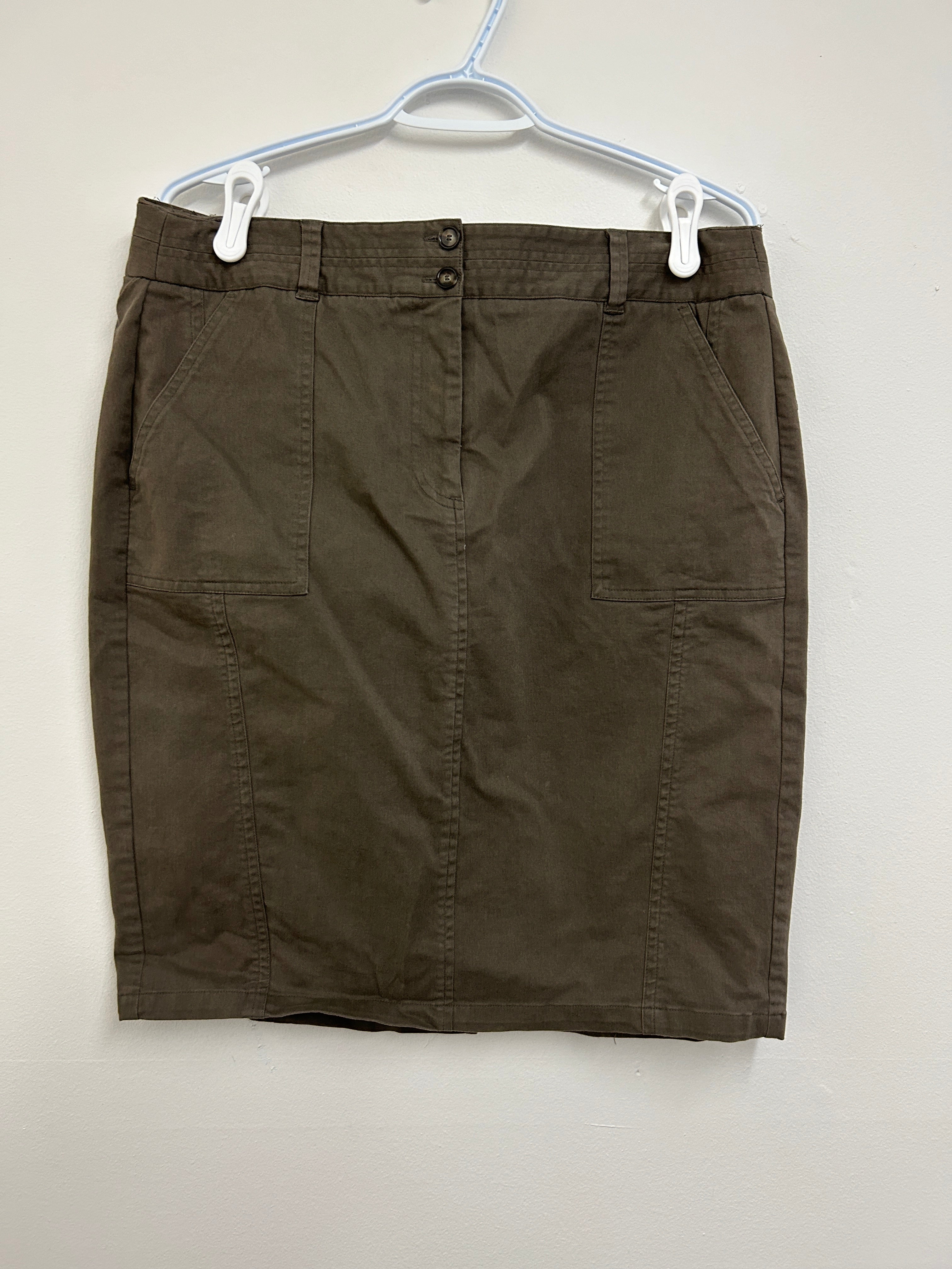 Jupe droite kaki à poches — LOFT