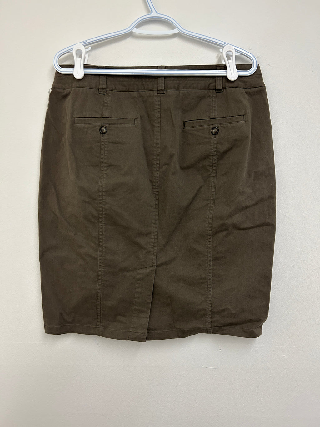 Jupe droite kaki à poches — LOFT