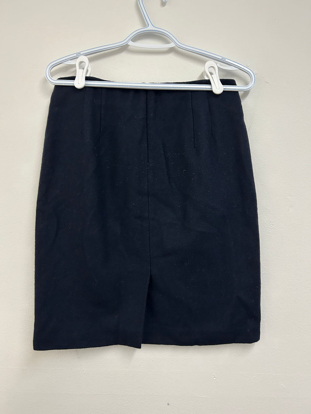 Jupe droite noire à boucles — TOMMY HILFIGER