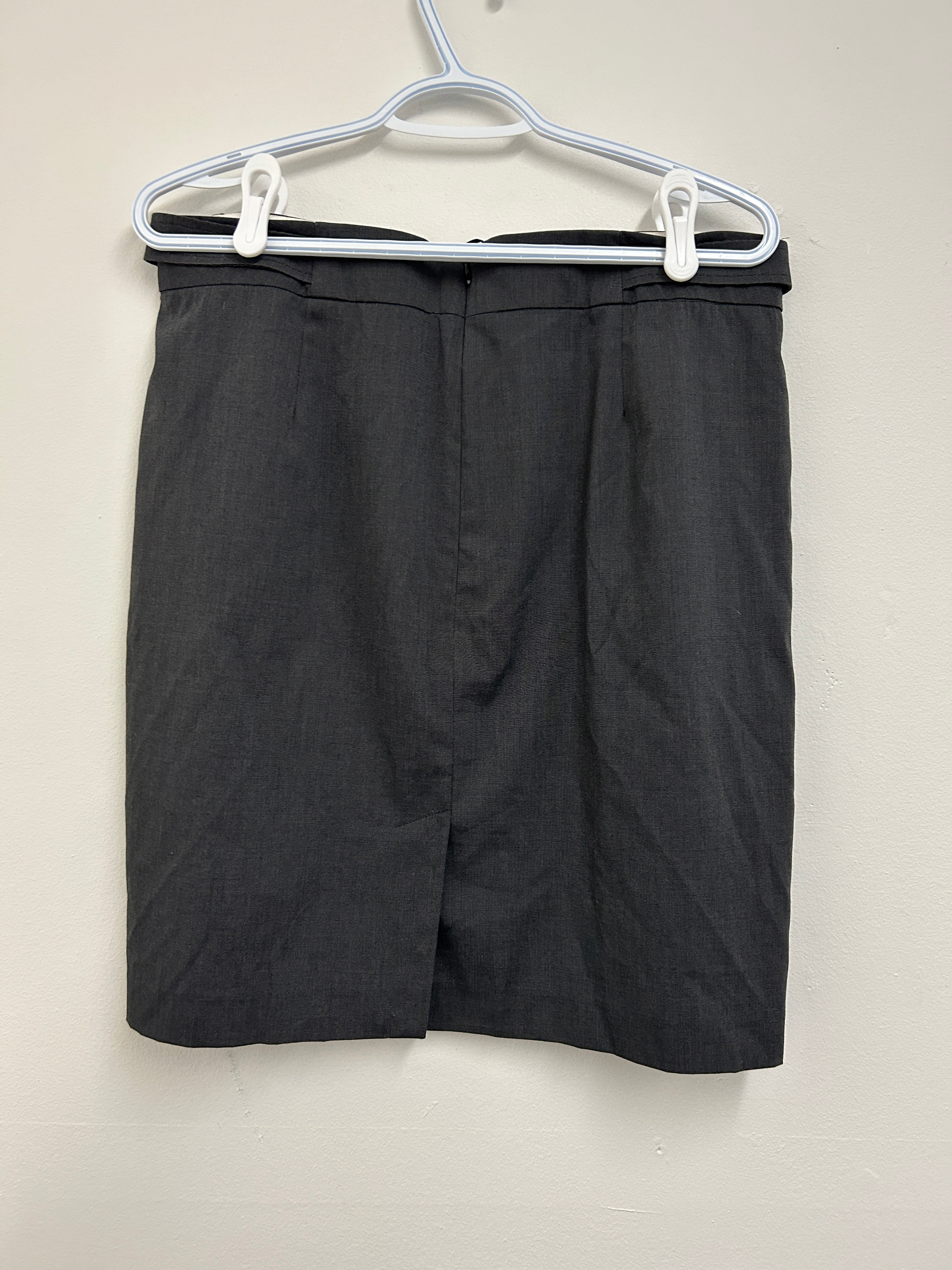 Jupe droite grise — ICÔNE