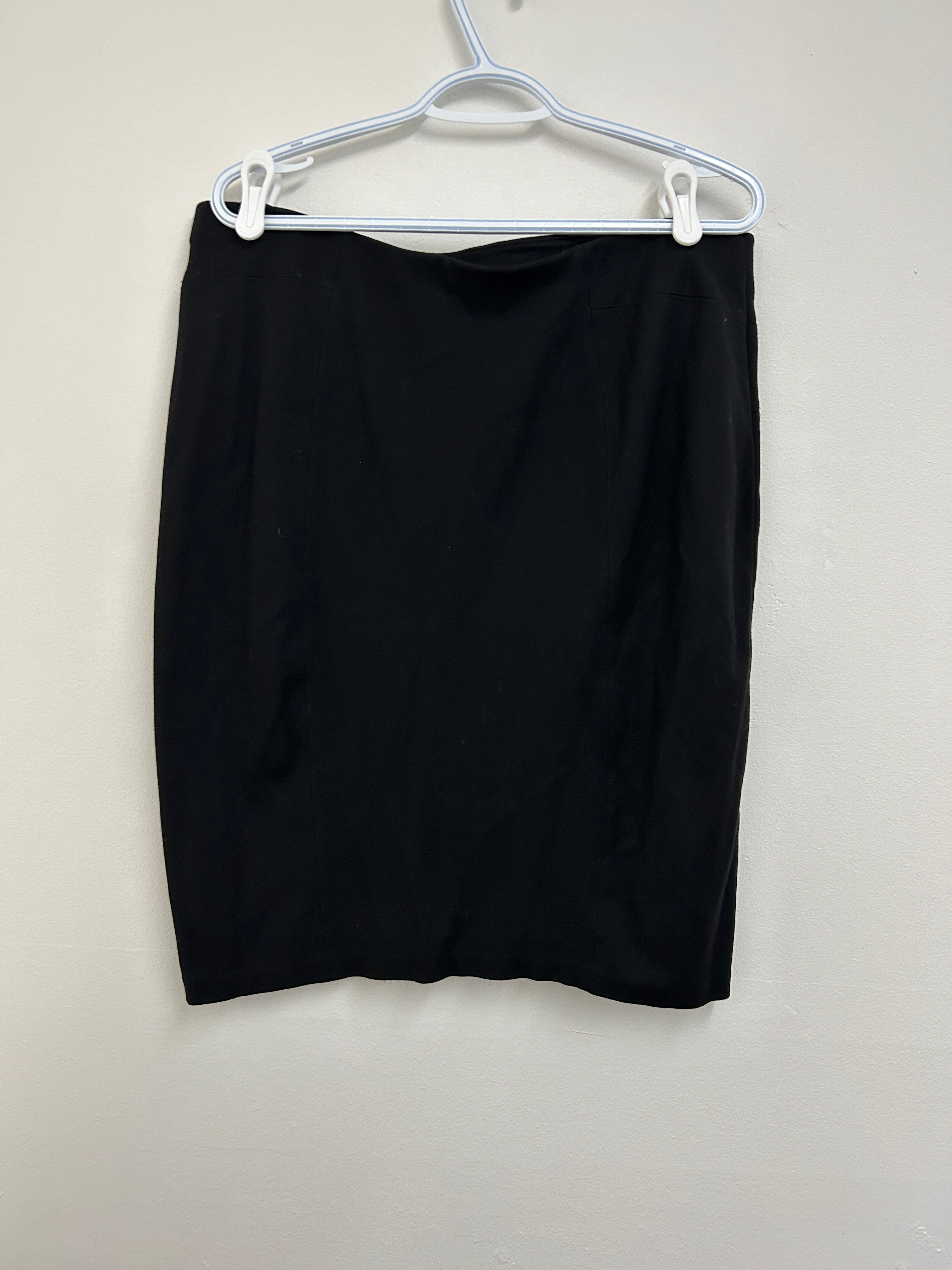 Jupe droite noire extensible