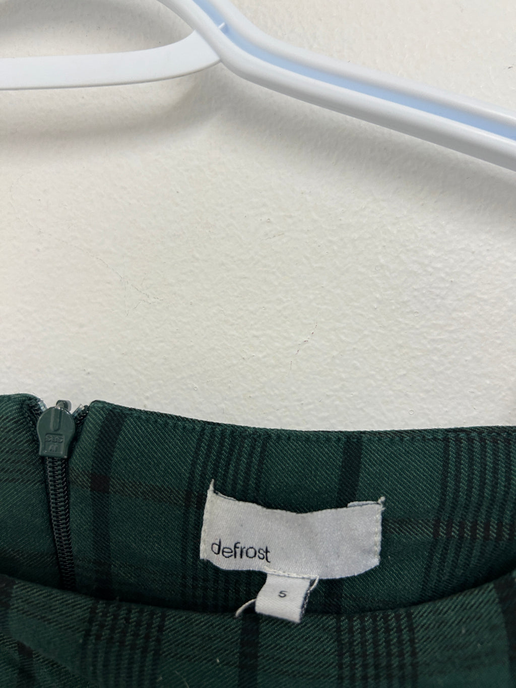 Jupe plissée verte à carreaux — Defrost