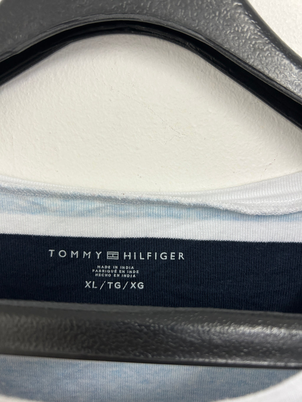 T-shirt à rayures rouge, bleu et blanc — Tommy Hilfiger
