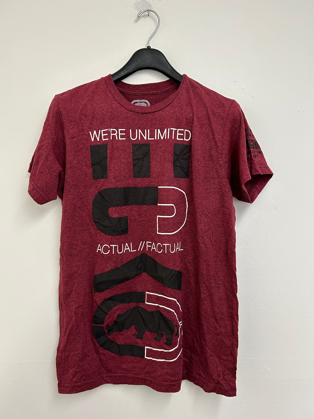 t-shirt-rouge-imprime-we-re-unlimited-ecko-unltd