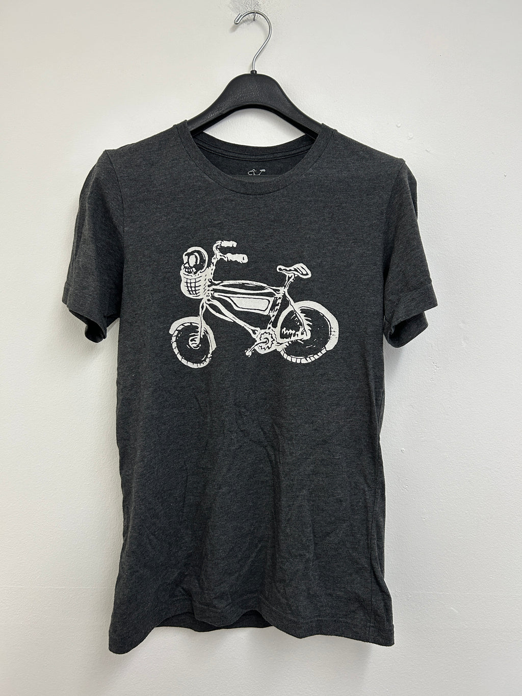 t-shirt-gris-avec-imprime-velo-bicis-de-la-paz