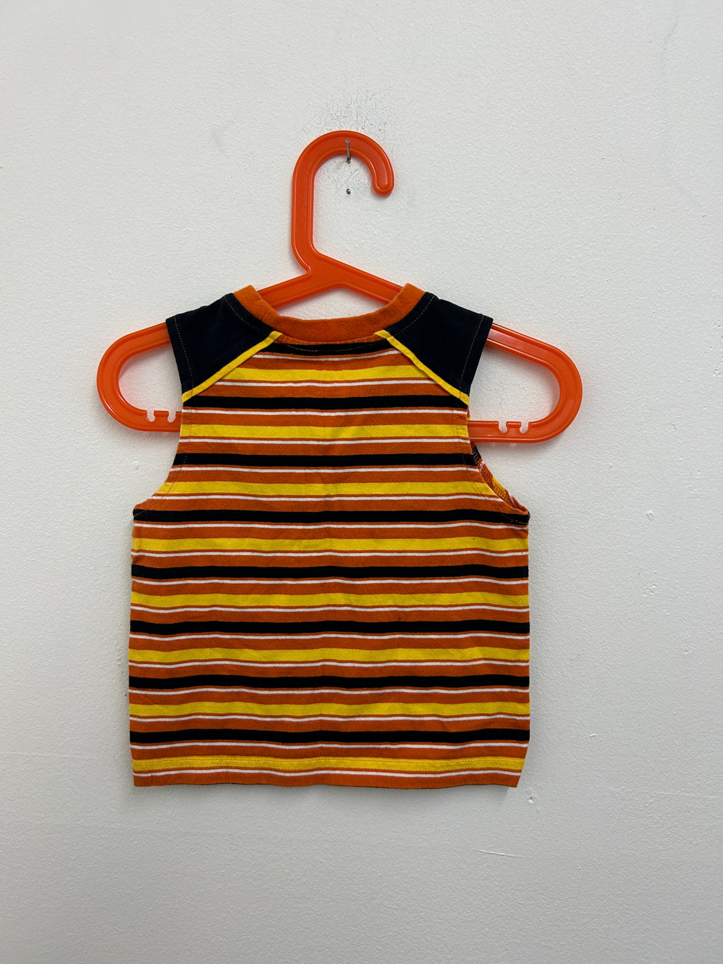 Haut rayé orange et jaune sans manches — George