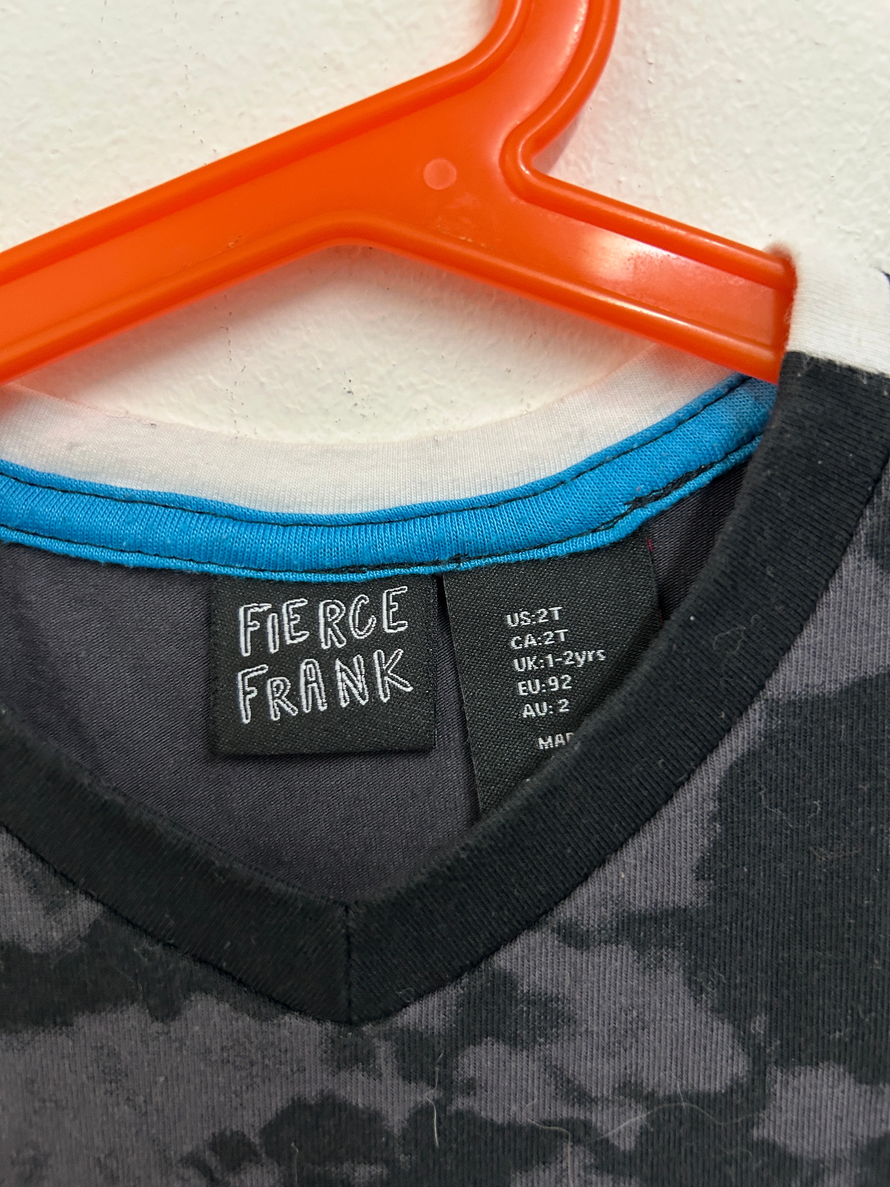 T-shirt noir tie-dye dinosaure — Fierce Frank