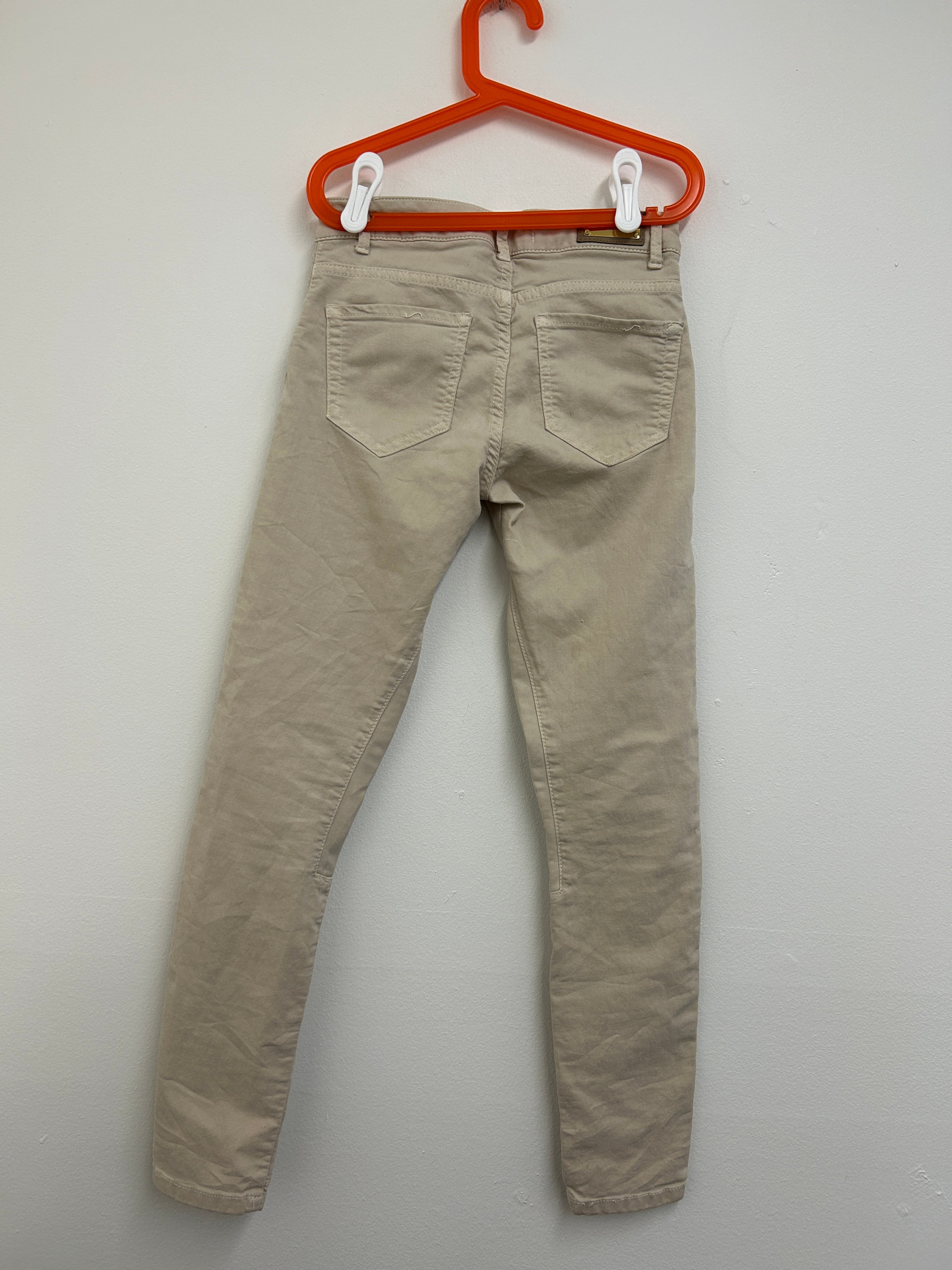 Pantalon beige ajusté avec zips dorés — Leana Women