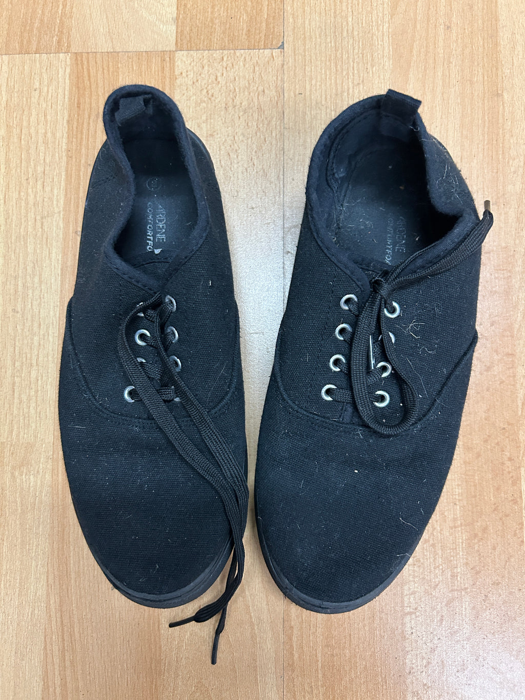 Espadrilles noires en toile — Ardene