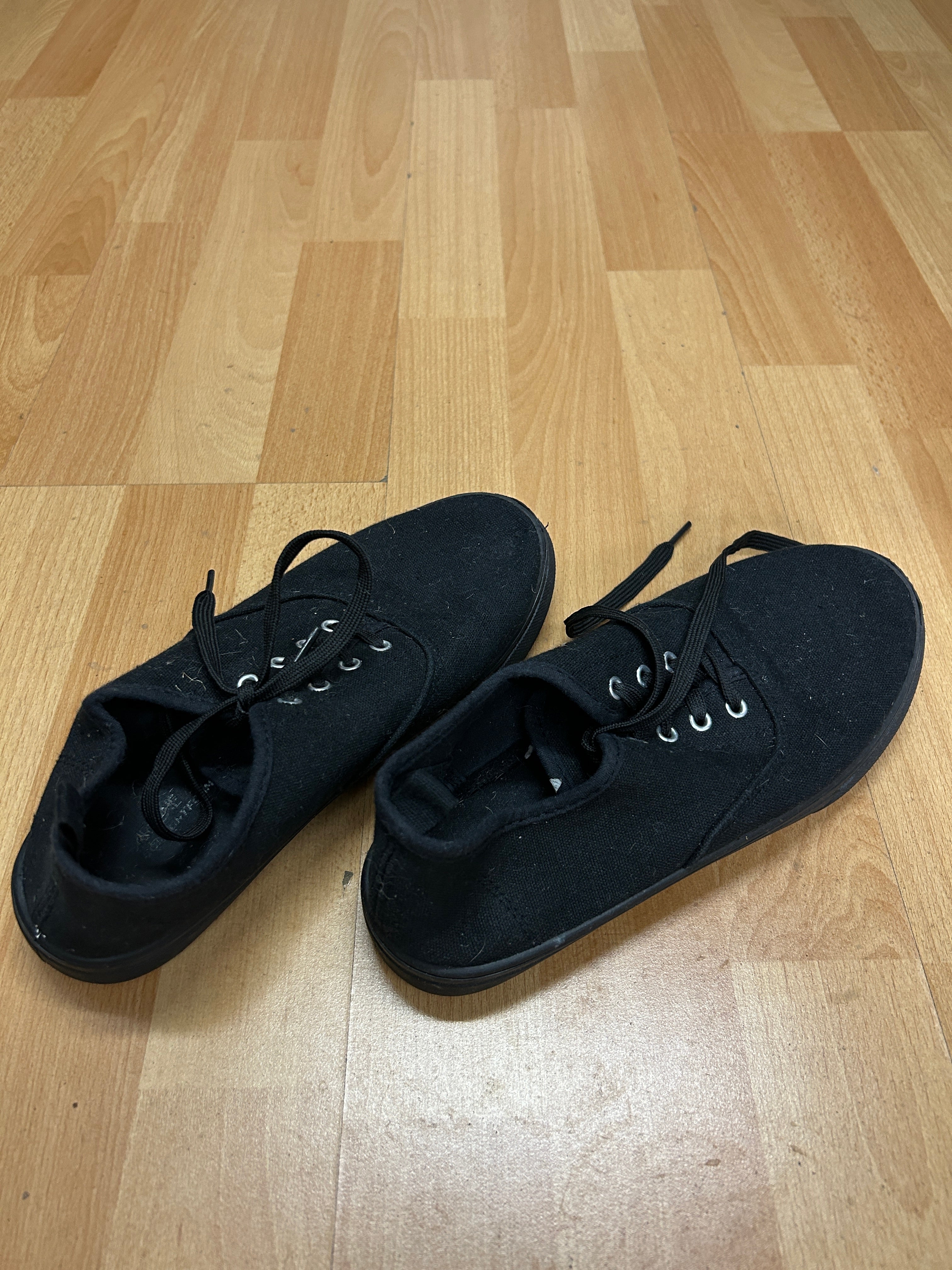 Espadrilles noires en toile — Ardene