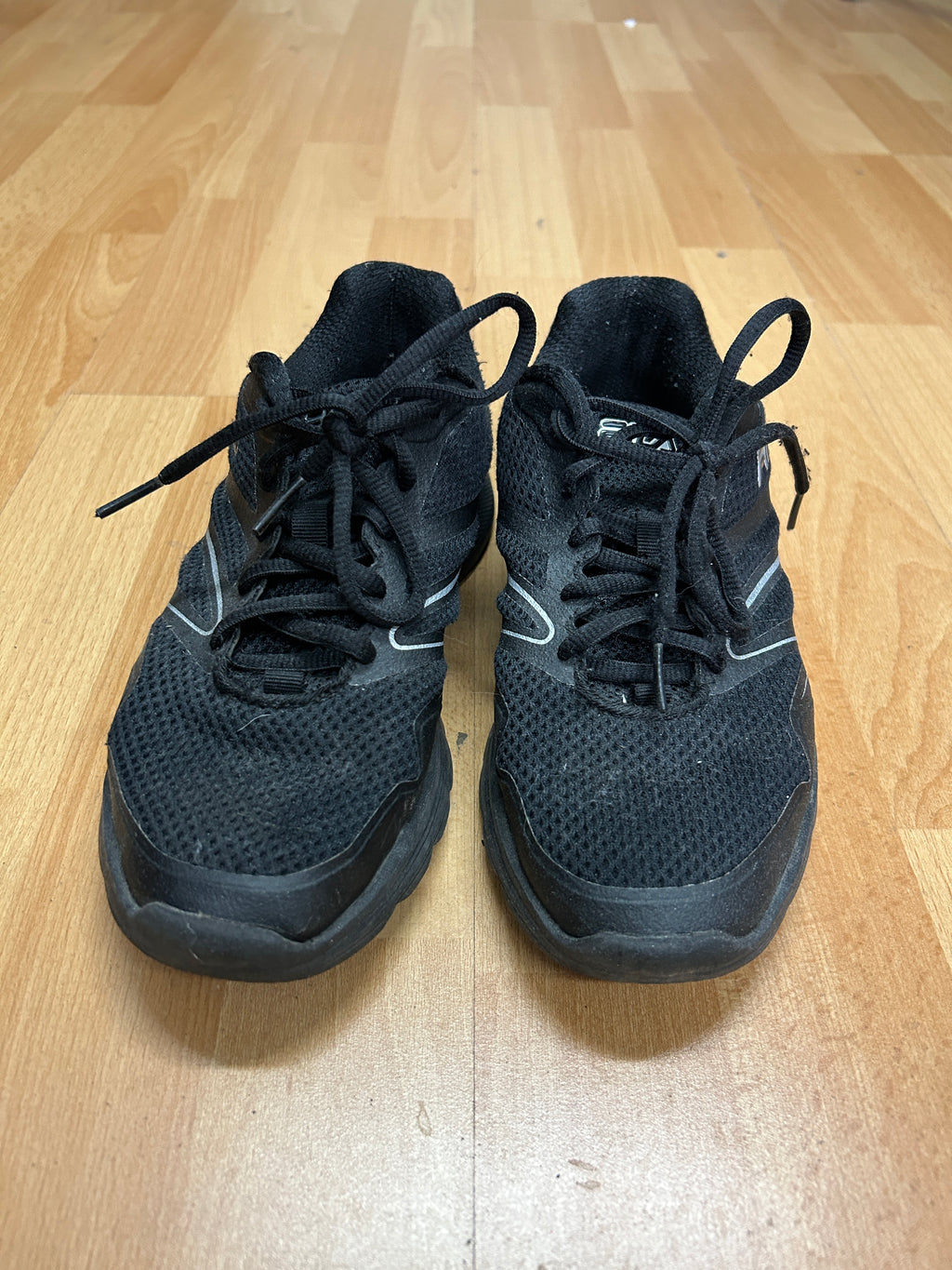 Espadrilles noires de sport — Fils