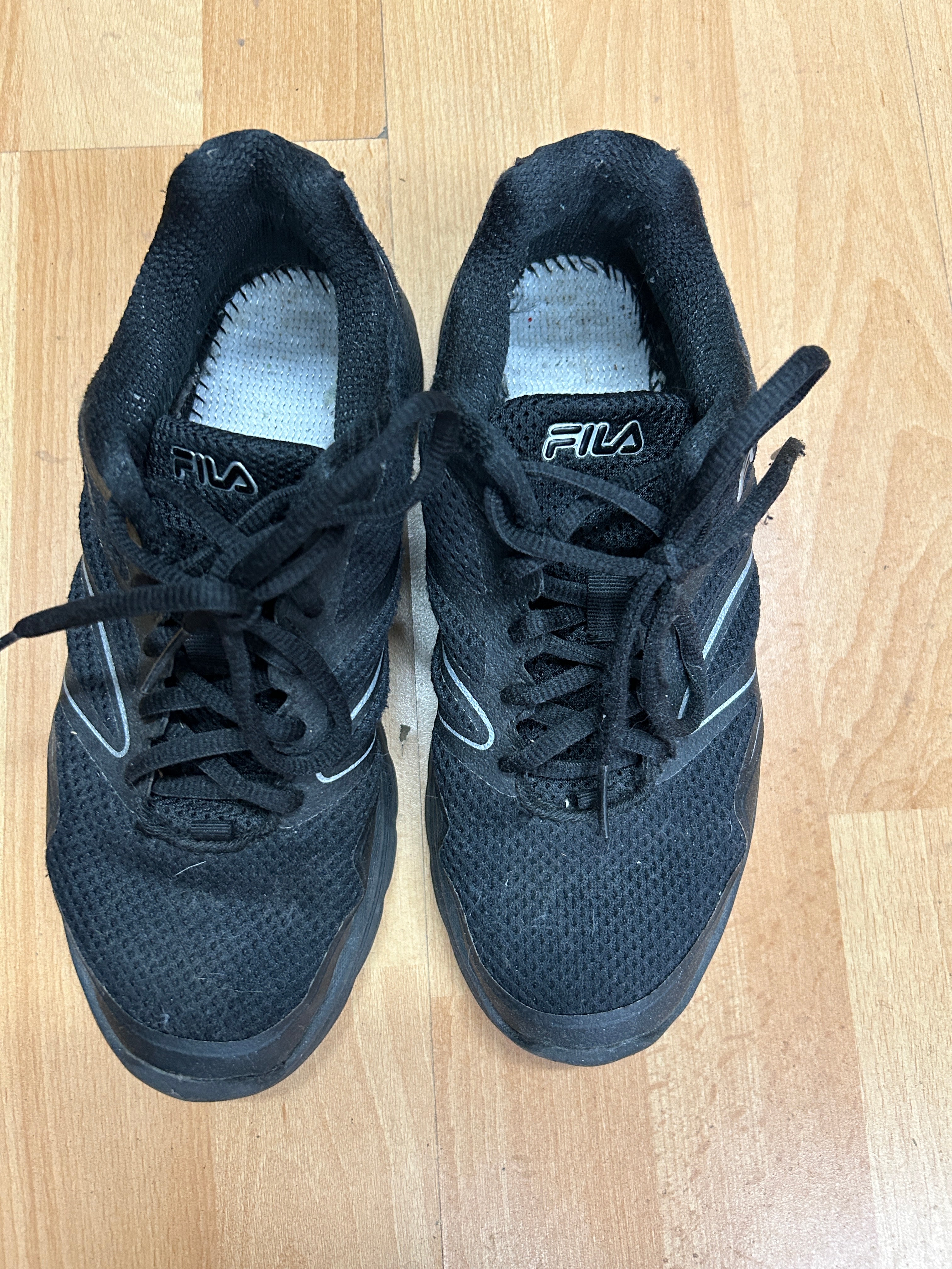 Espadrilles noires de sport — Fils