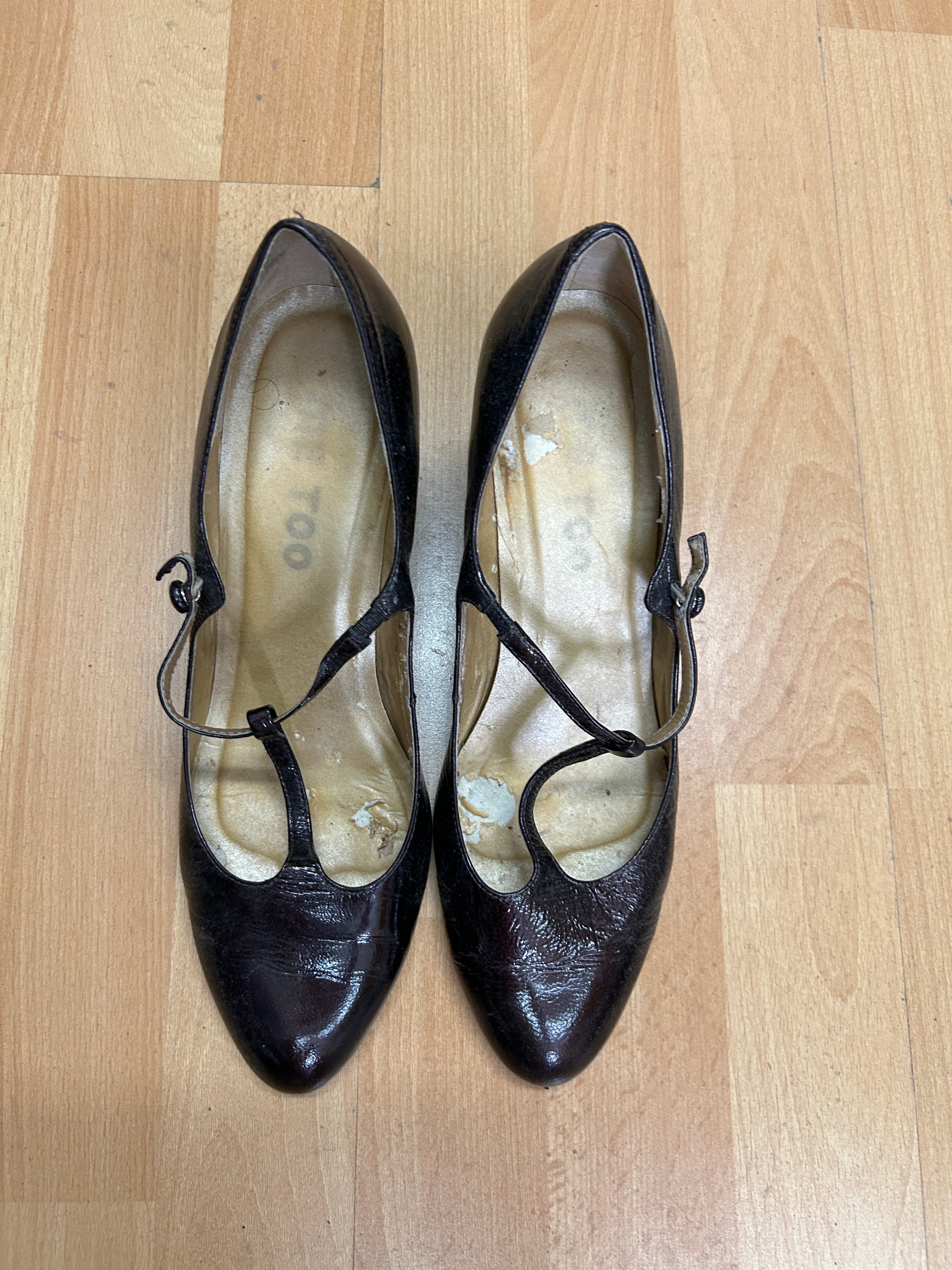 Talon Hauts à bride en cuir brun — Me Too