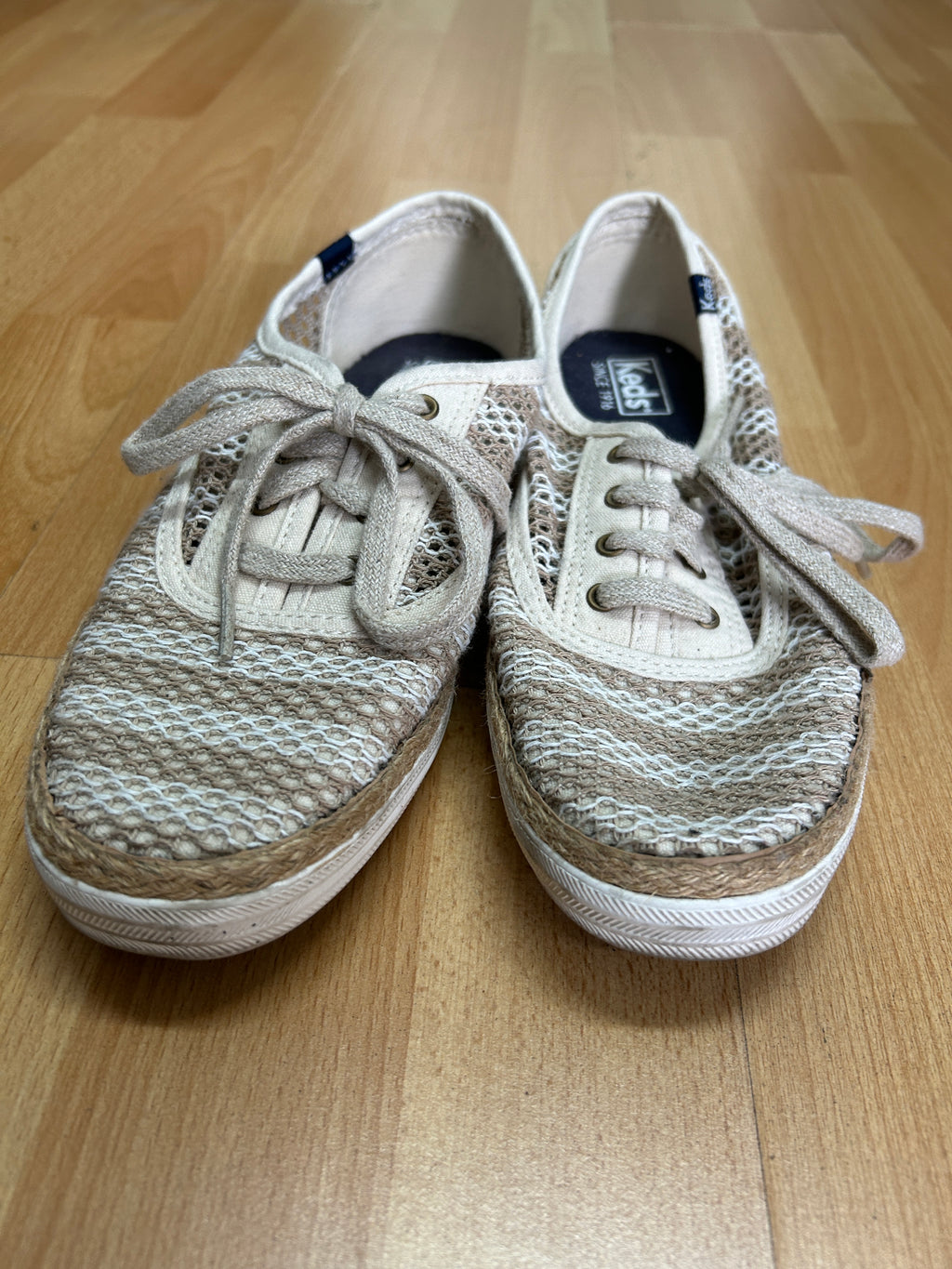 Espadrilles en maille beige — Keds