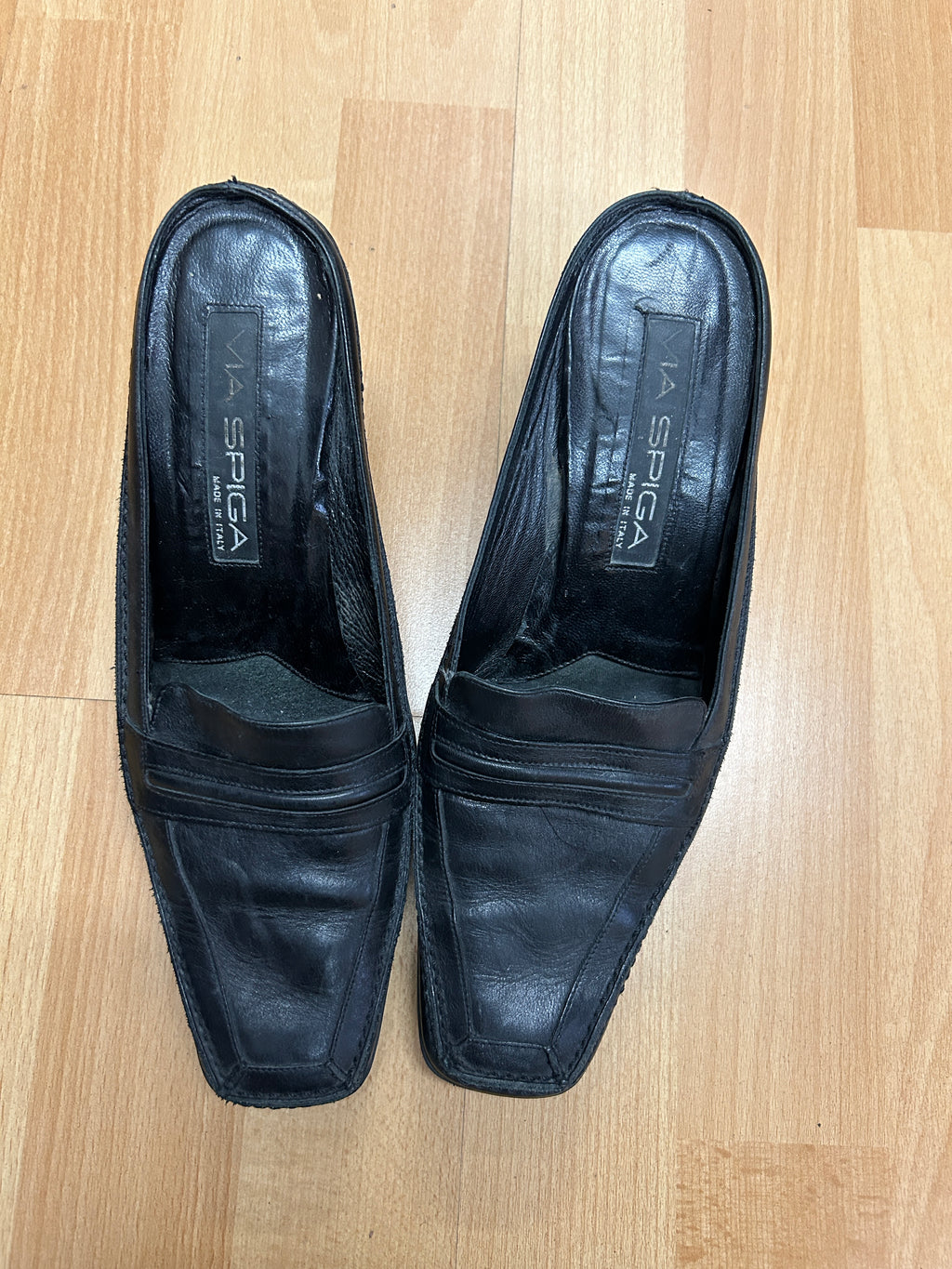 Mules à talons noirs en cuir — Ma Spiga (fabriquées en Italie)