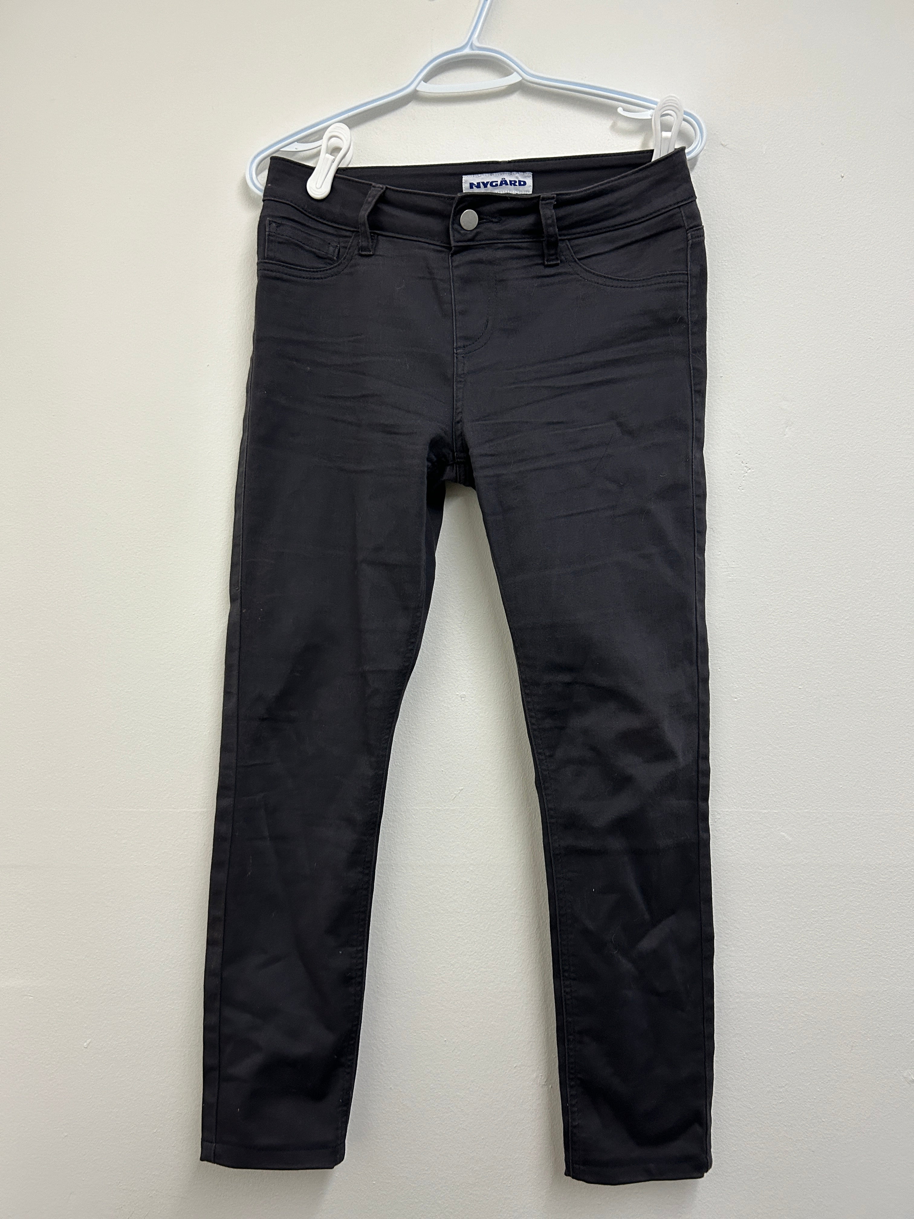 Pantalon noir ajusté — Nygard