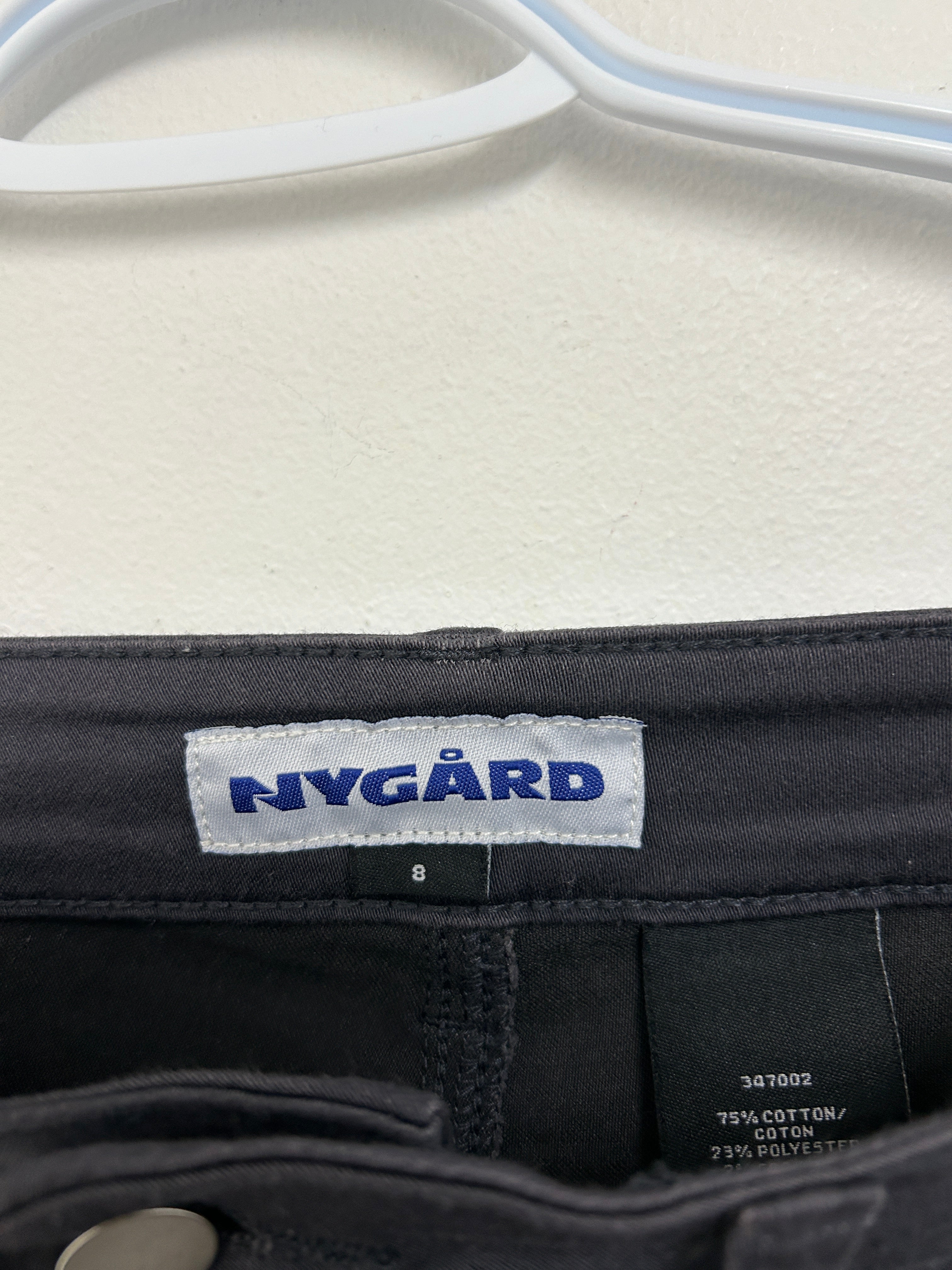 Pantalon noir ajusté — Nygard