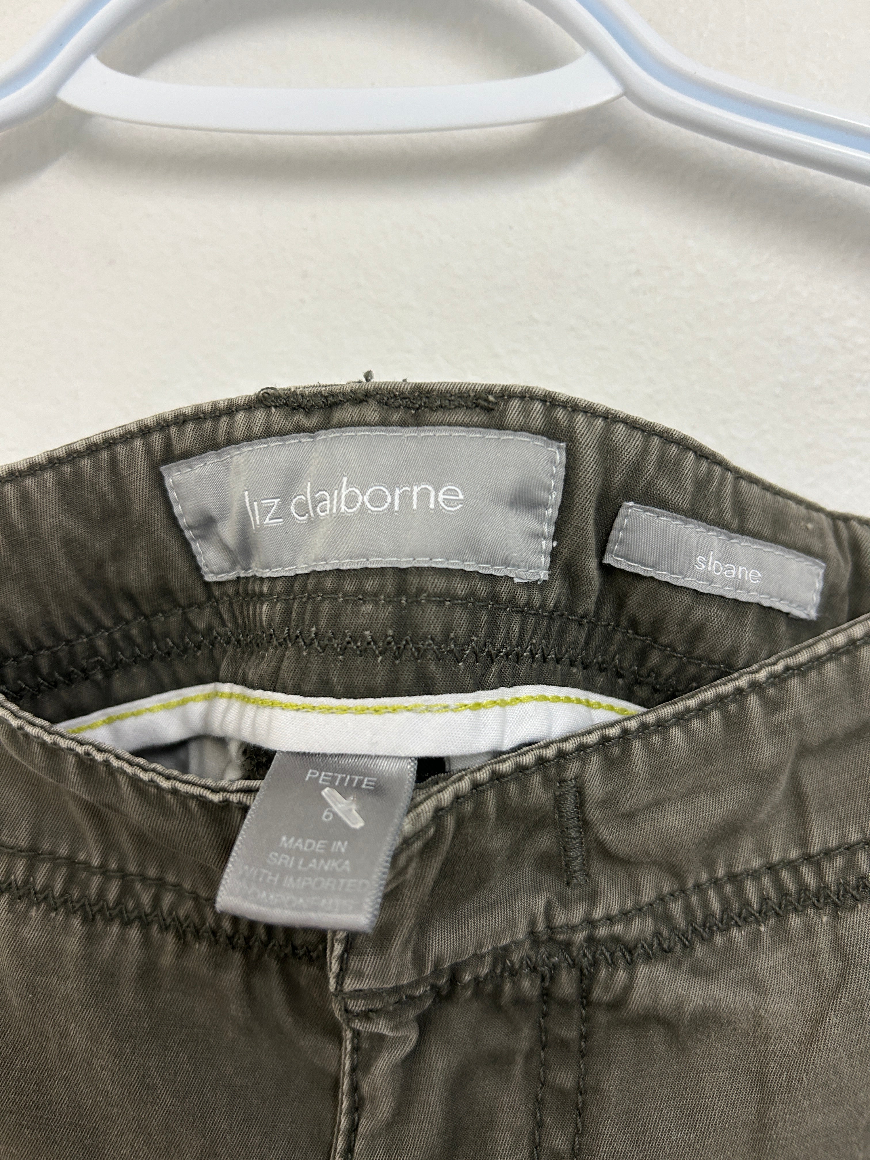 Pantalon capri kaki — Liz Claiborne