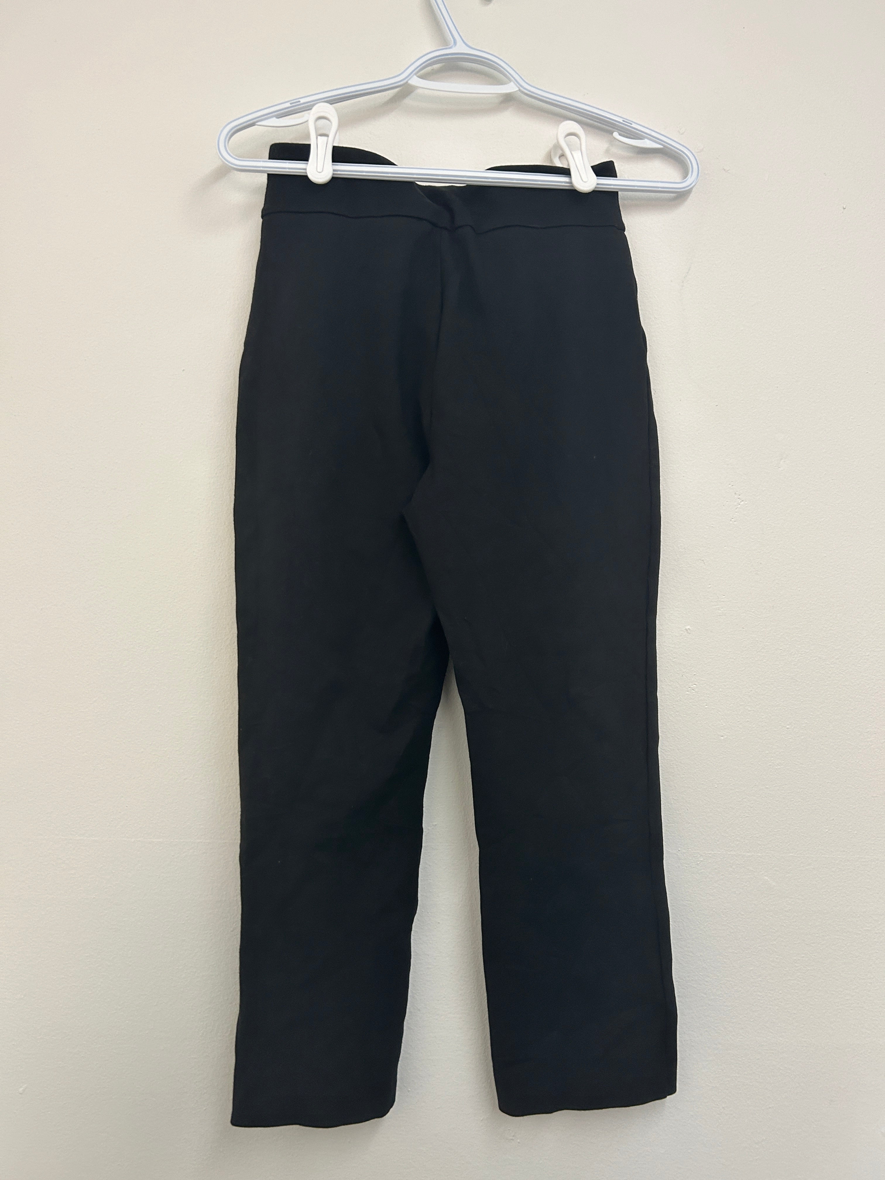 Pantalon noir à fausses poches — LINEA DOMANI