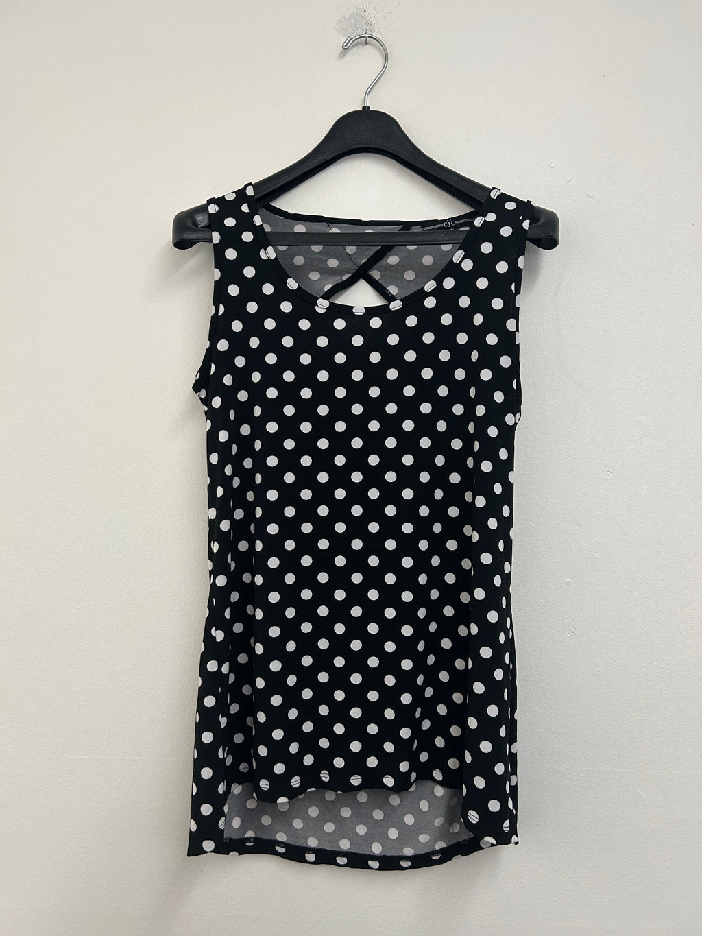 Haut sans manches à pois — CYC