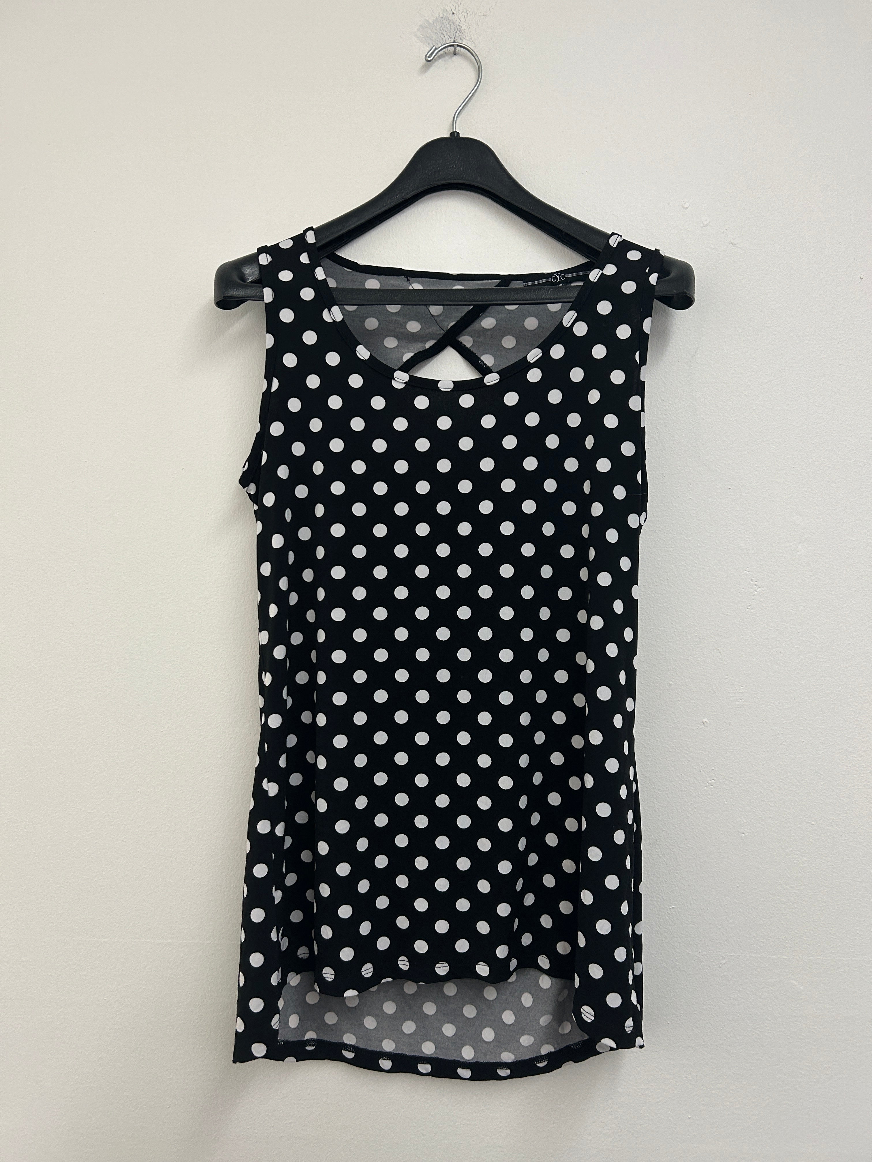 Haut sans manches à pois — CYC