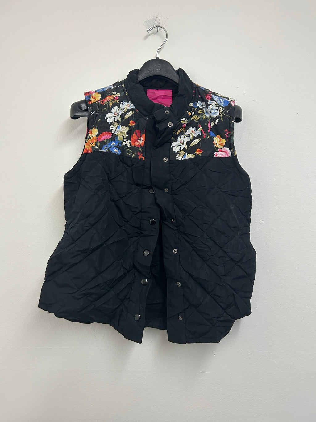 Veste sans manches matelassée à motif floral — VOLTIGE