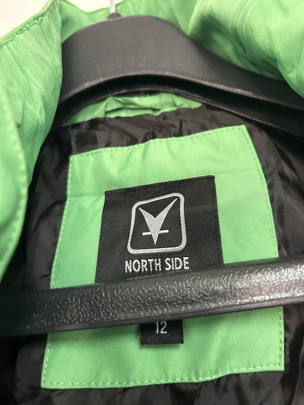 Manteau vert à capuche — POLAR Northside