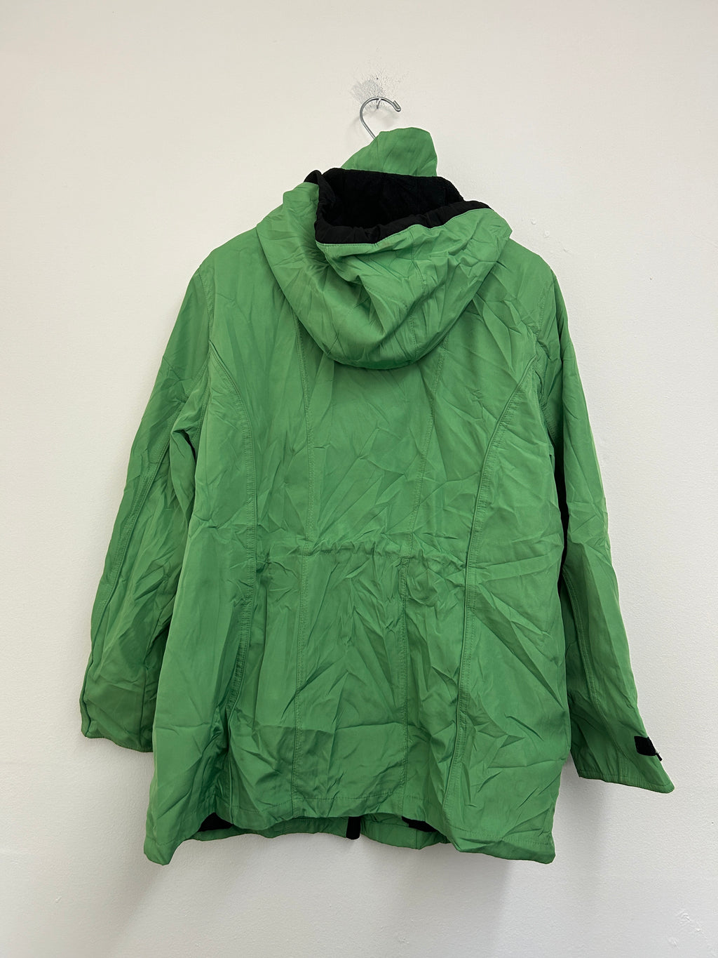 Manteau vert à capuche — POLAR Northside