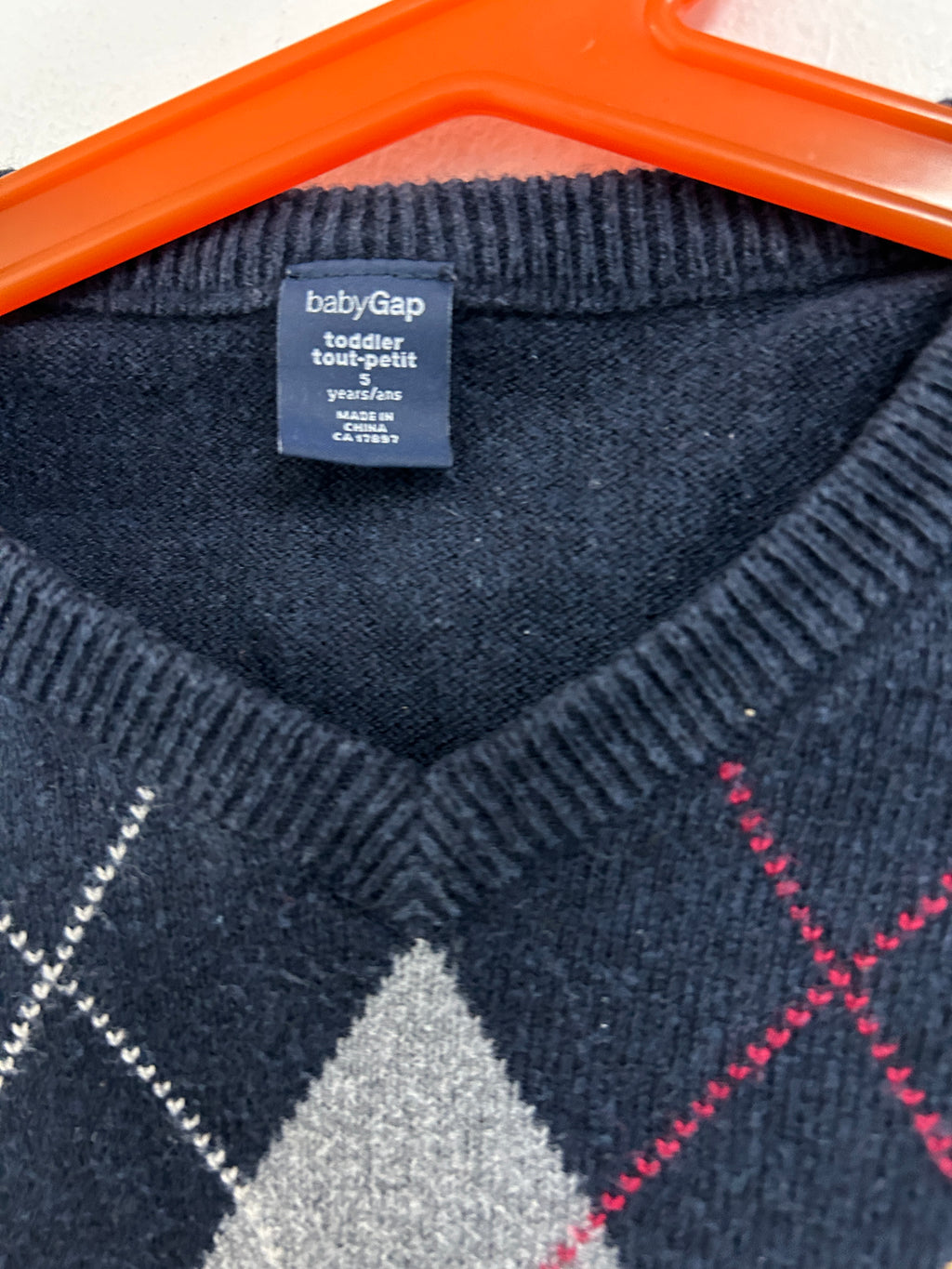 Chandail à losanges bleu et gris — GAP