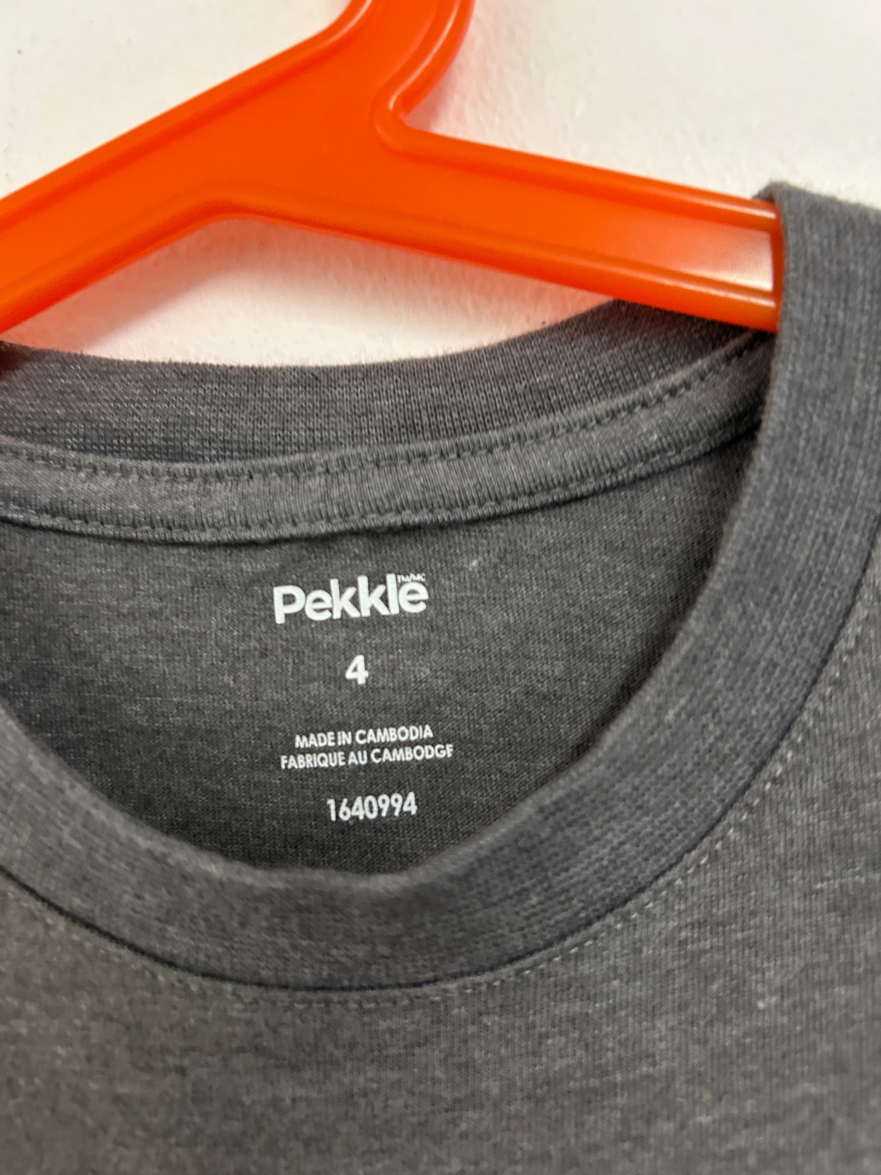 T-shirt gris à motif skateboard — Pekkle