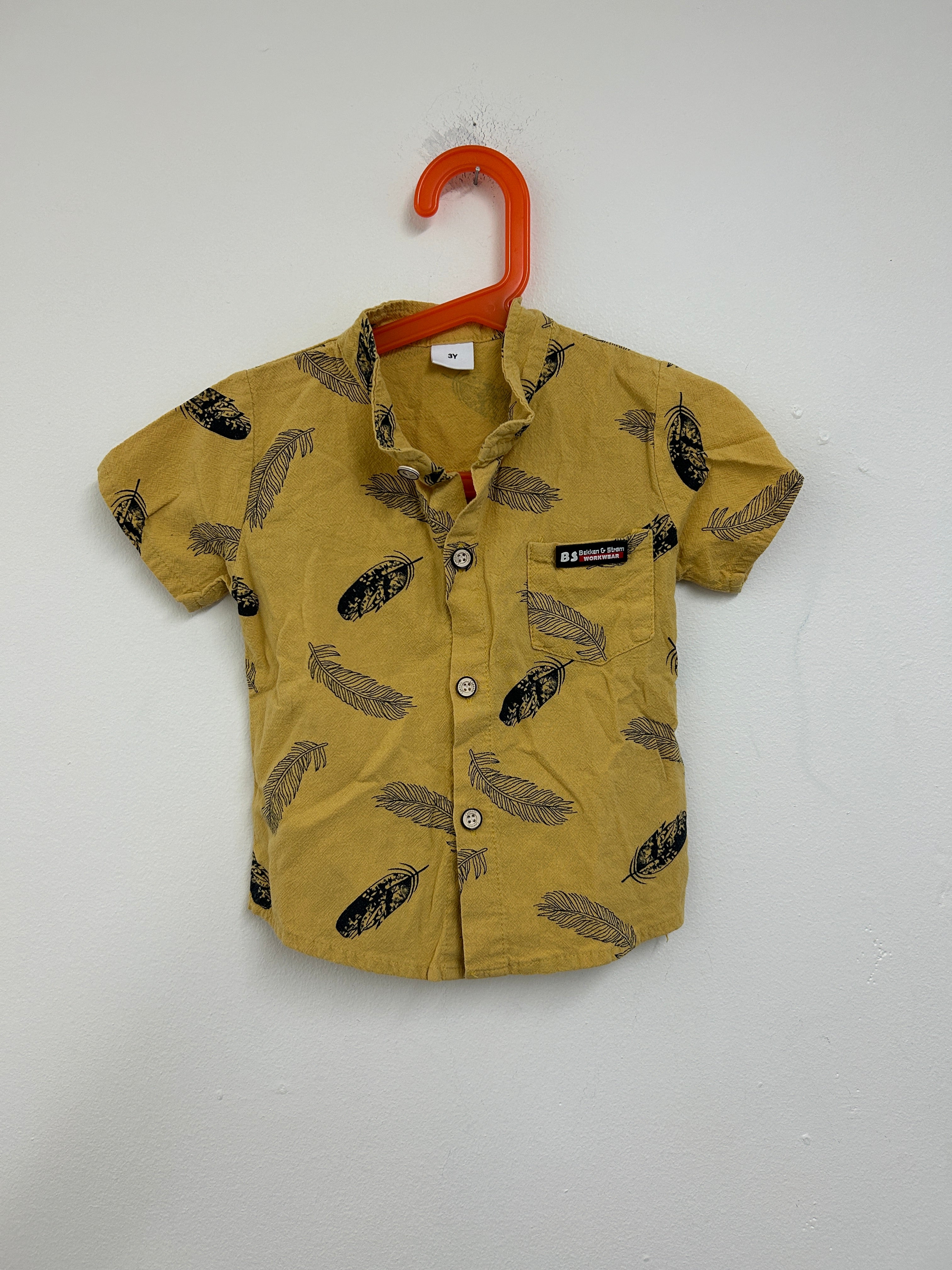 Chemise jaune à imprimé plumes — Bekken & Strom