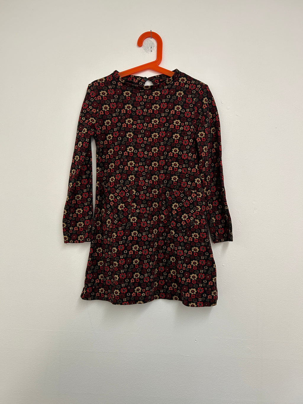 Robe fleurie rétro à manches longues — Zara
